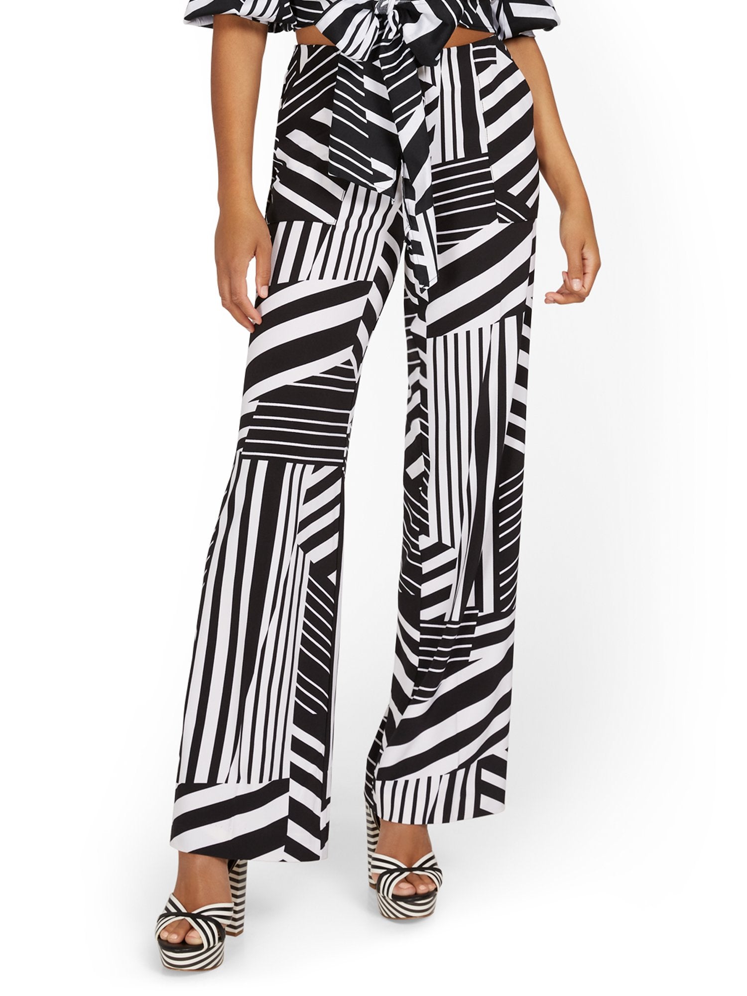 Black and White Abstract Wide-Leg Pant  New York & Company