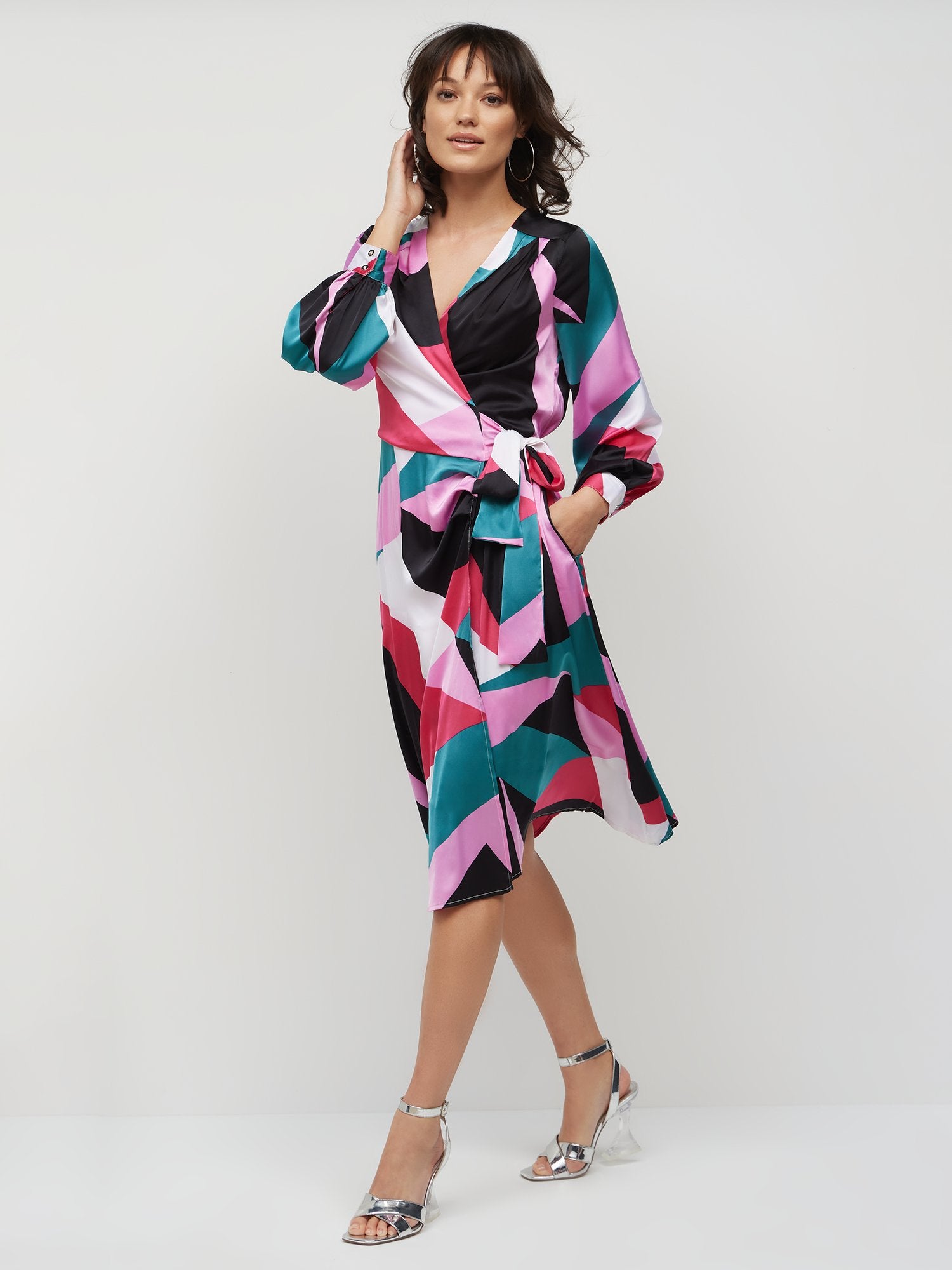 Abstract-Print Wrap Midi Dress – New York & Company