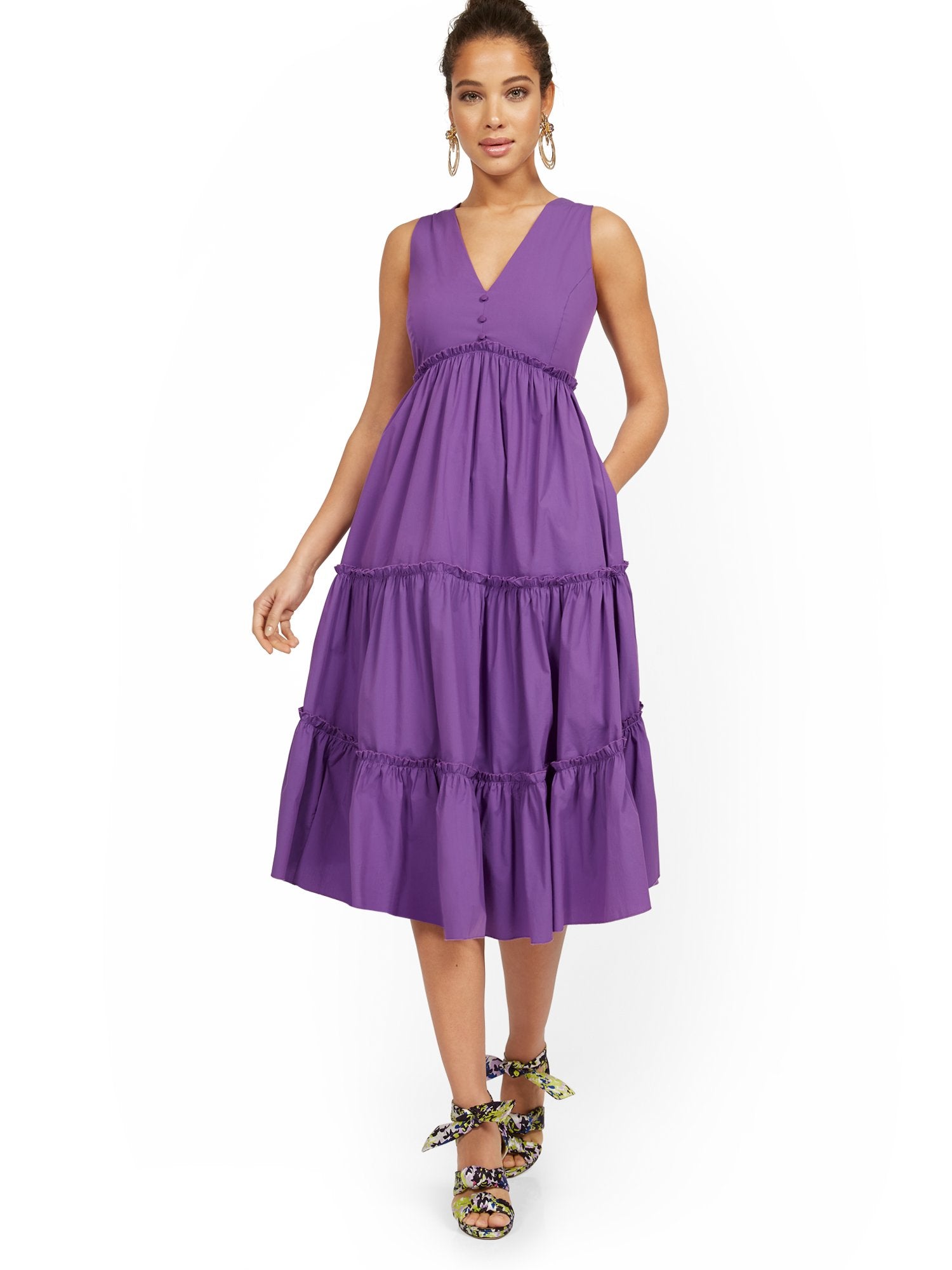 Ruffle-Tier V-Neck Dress – New York & Company