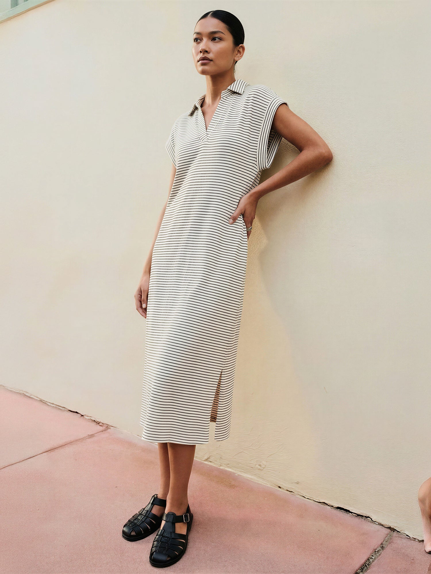 Short Sleeve Collared Striped Knit Dress - LARGE / White