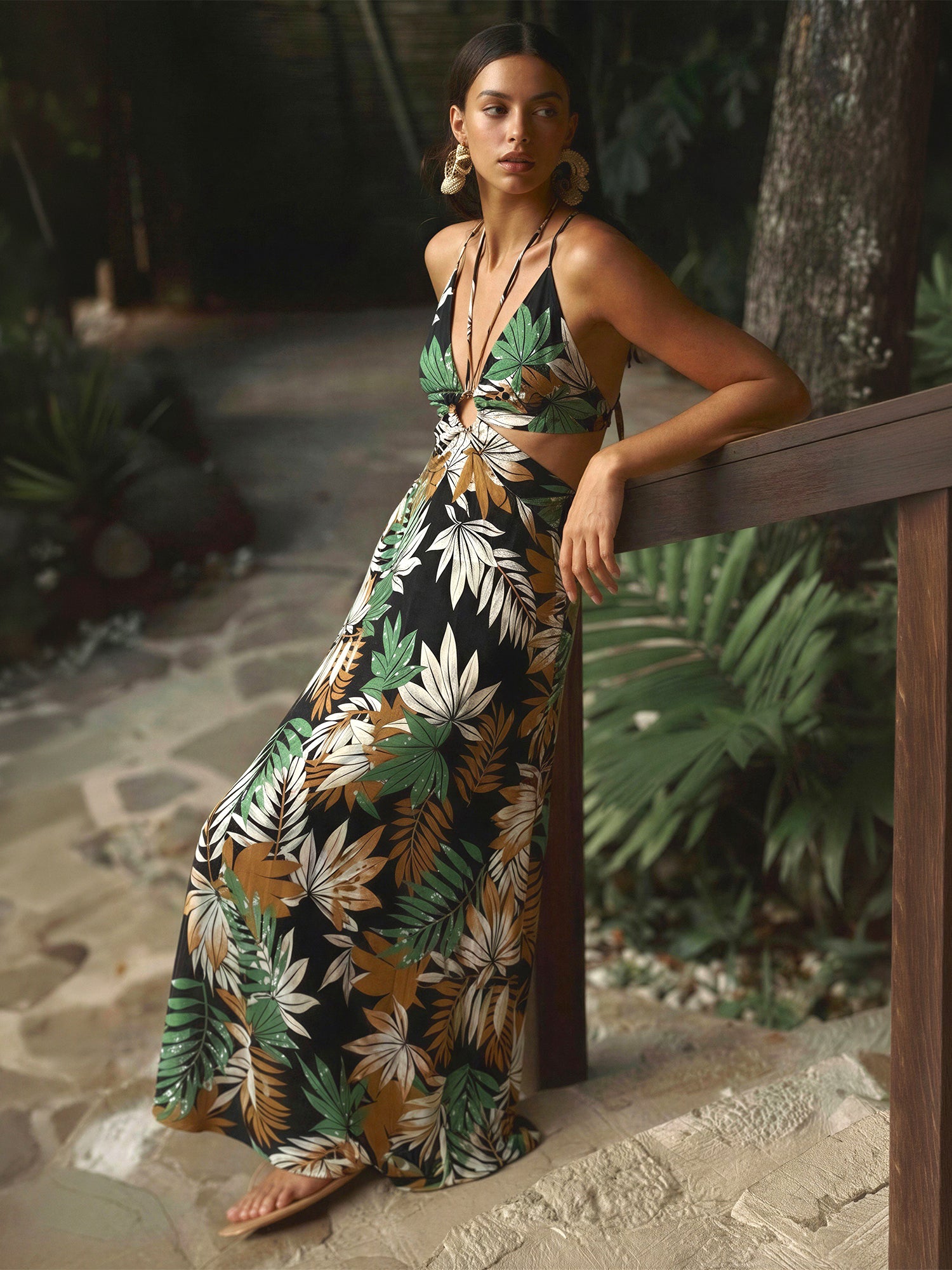 Sleeveless Keyhole Side Cutout Tropical Maxi Dress - SMALL / GREEN
