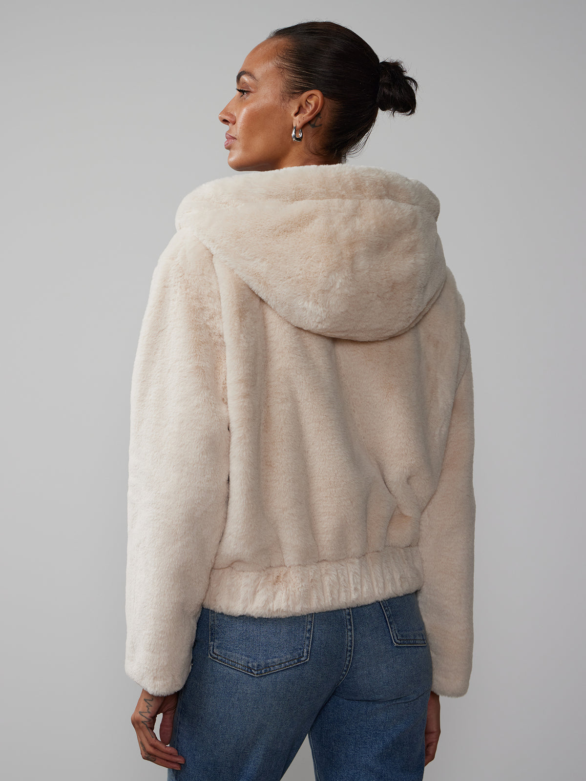 Faux Fur Hooded Bomber Jacket – New York & Company