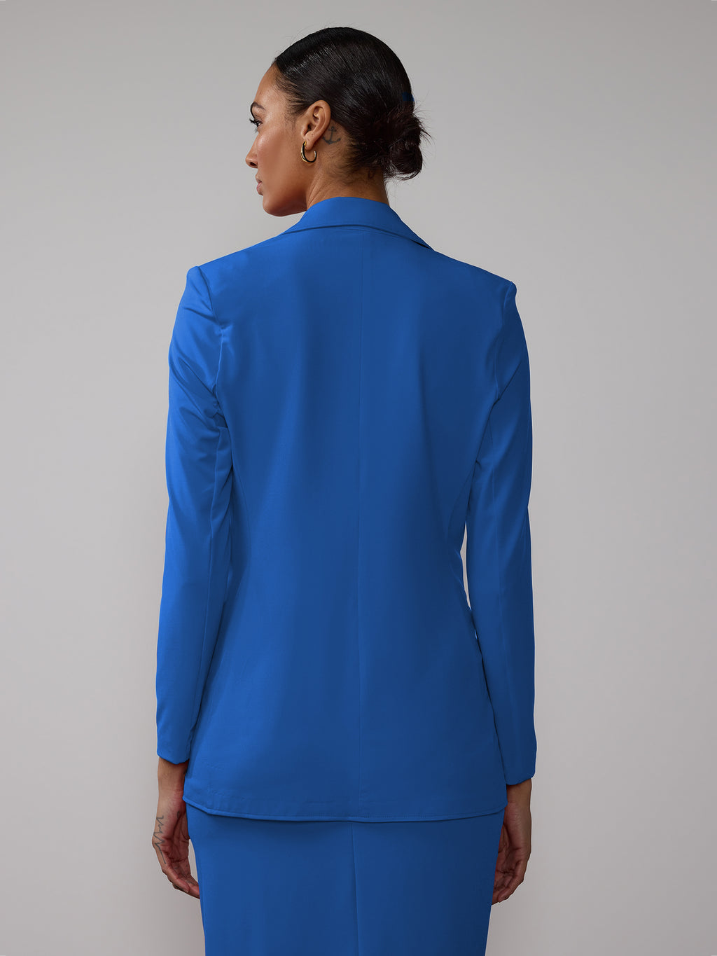 #color_AMPLIFIED BLUE