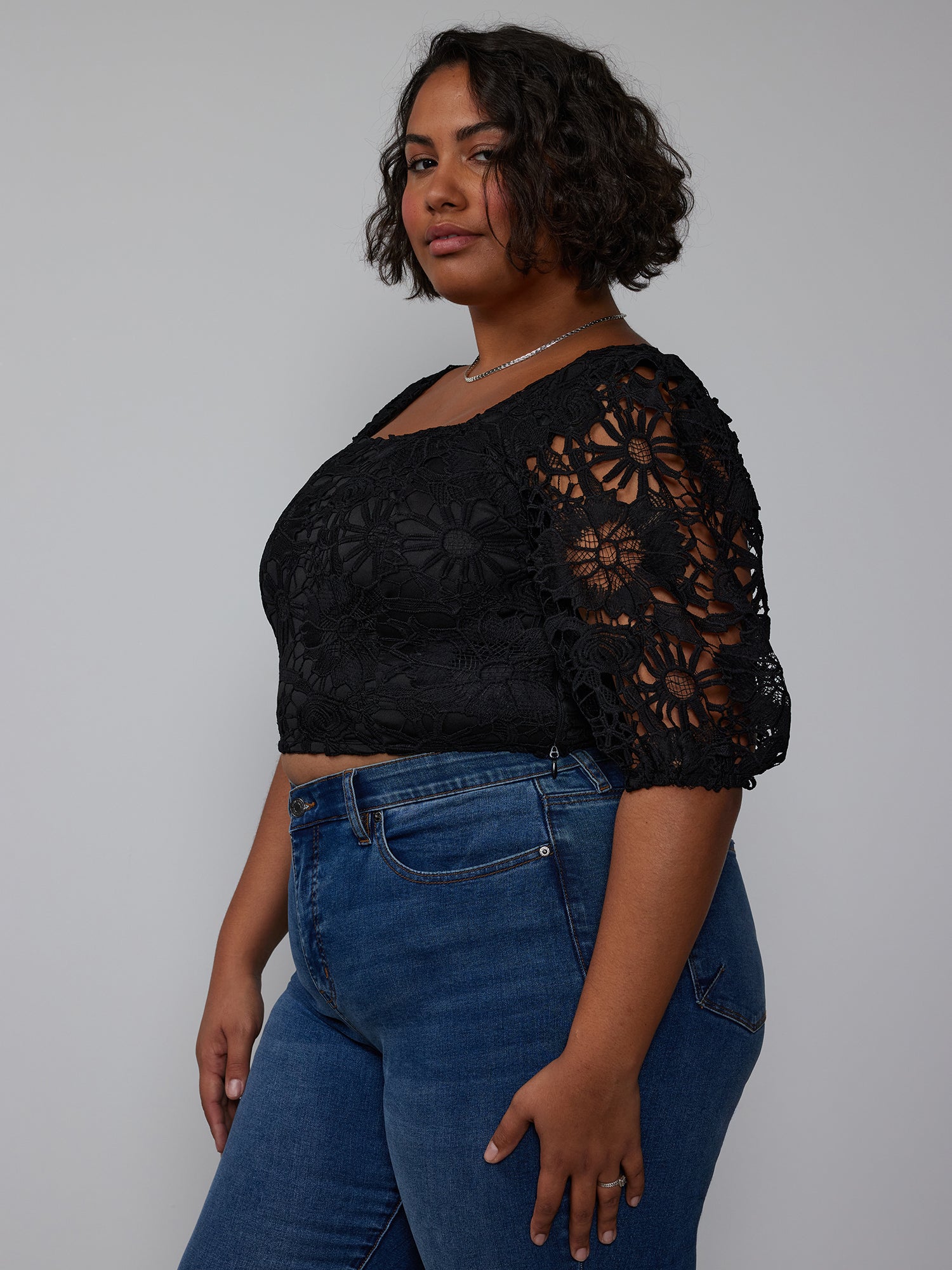 Plus Square Neck Puff Sleeve Top – New York & Company