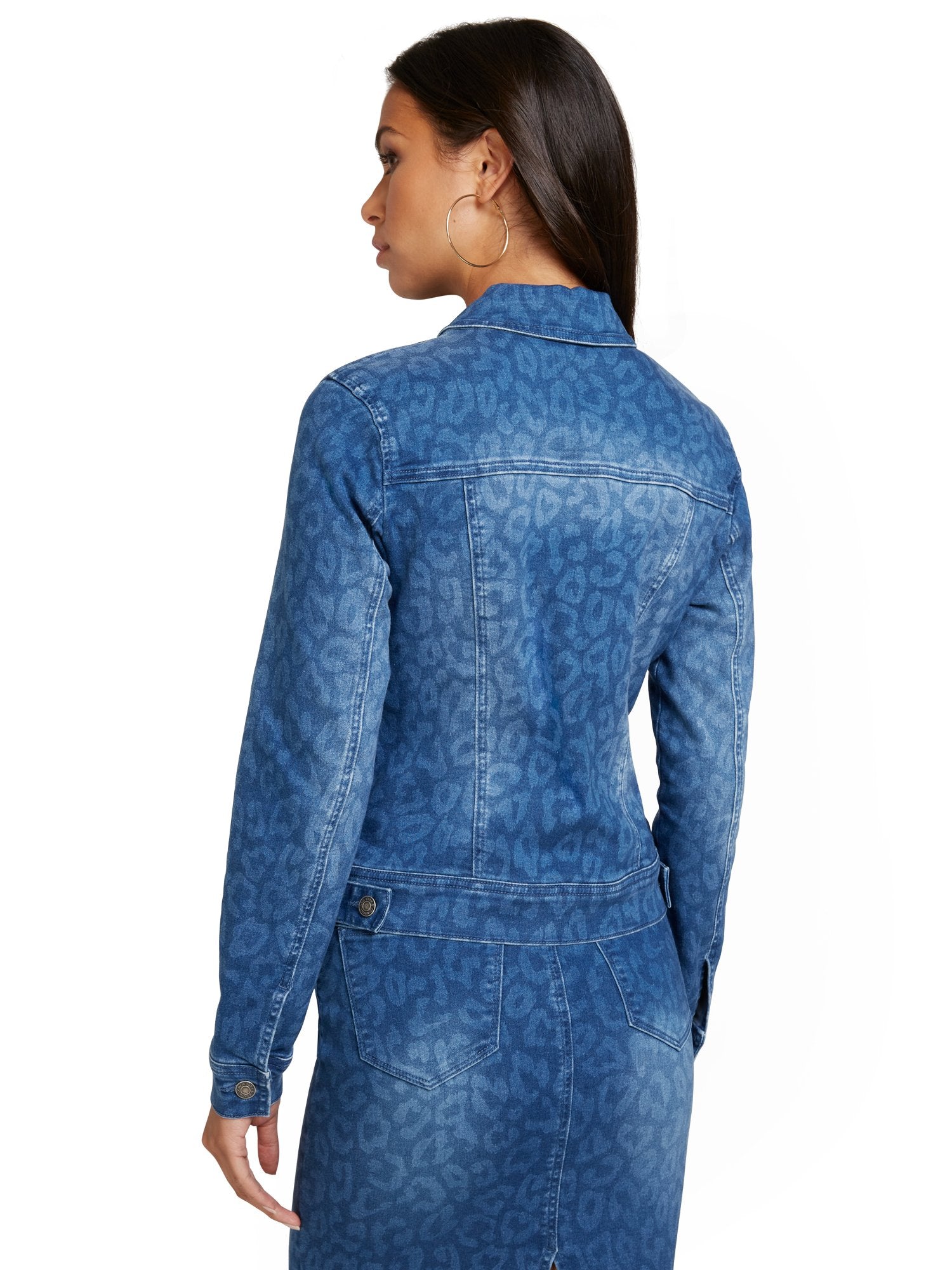 #color_MEDIUM BLUE WASH