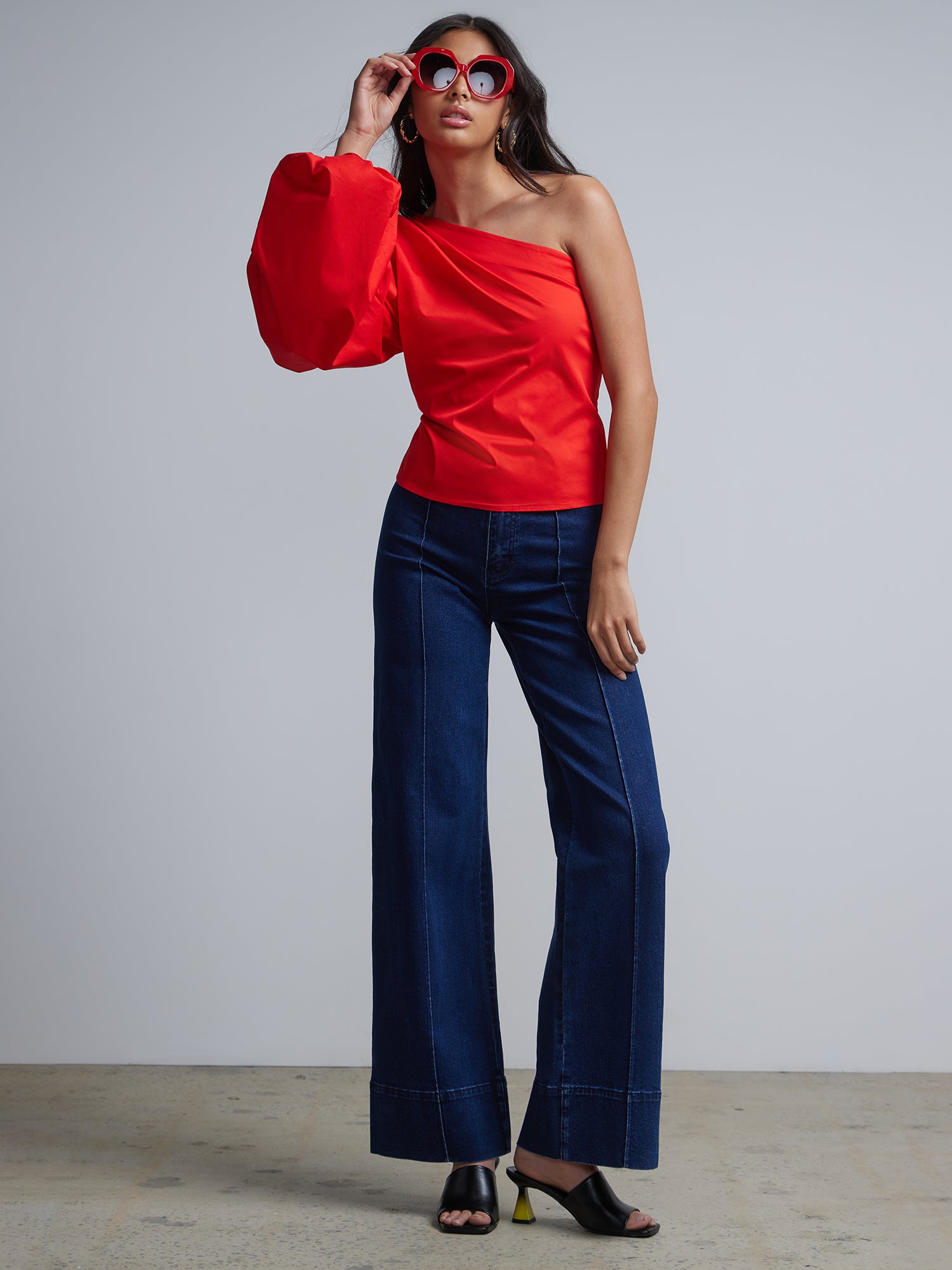 #color_EAST VILLAGE RED