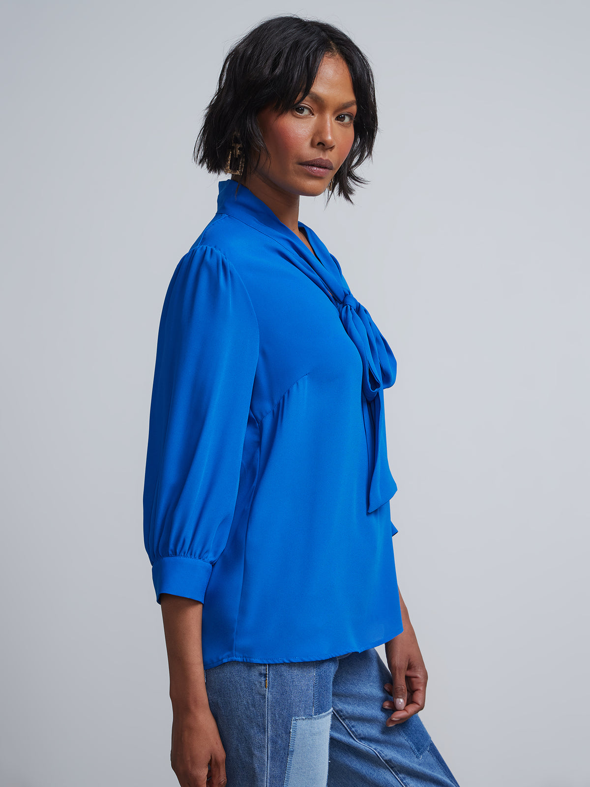 Bow-Front Cuffed-Sleeve Blouse – New York & Company