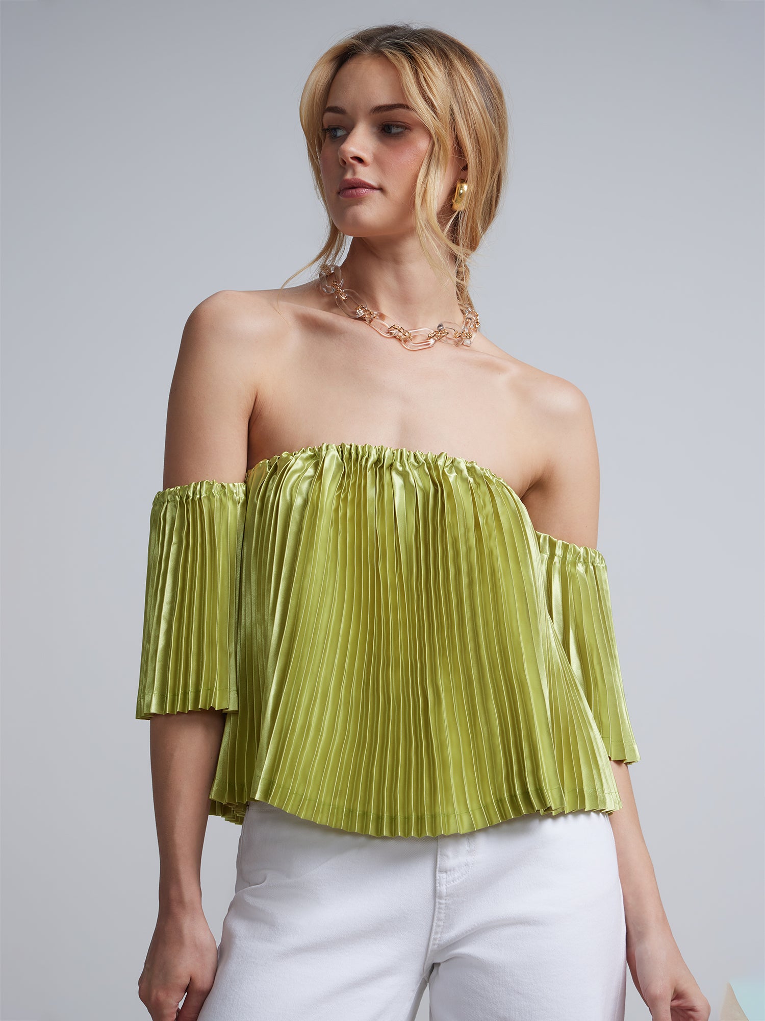 Off-The-Shoulder Pleated Top – New York & Company