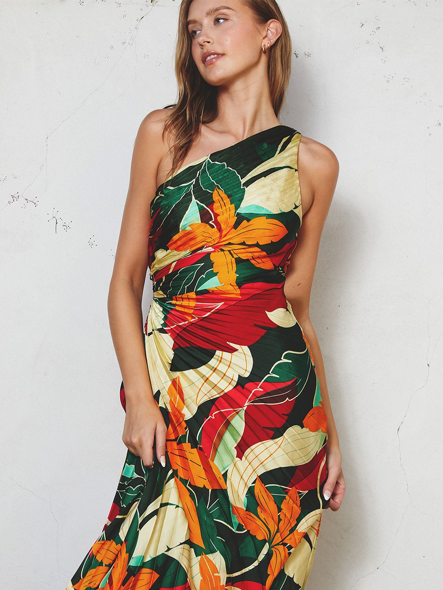 Dress Forum One Shoulder Floral Pleated Dress Dress Forum One Shoulder Floral Pleated Dress