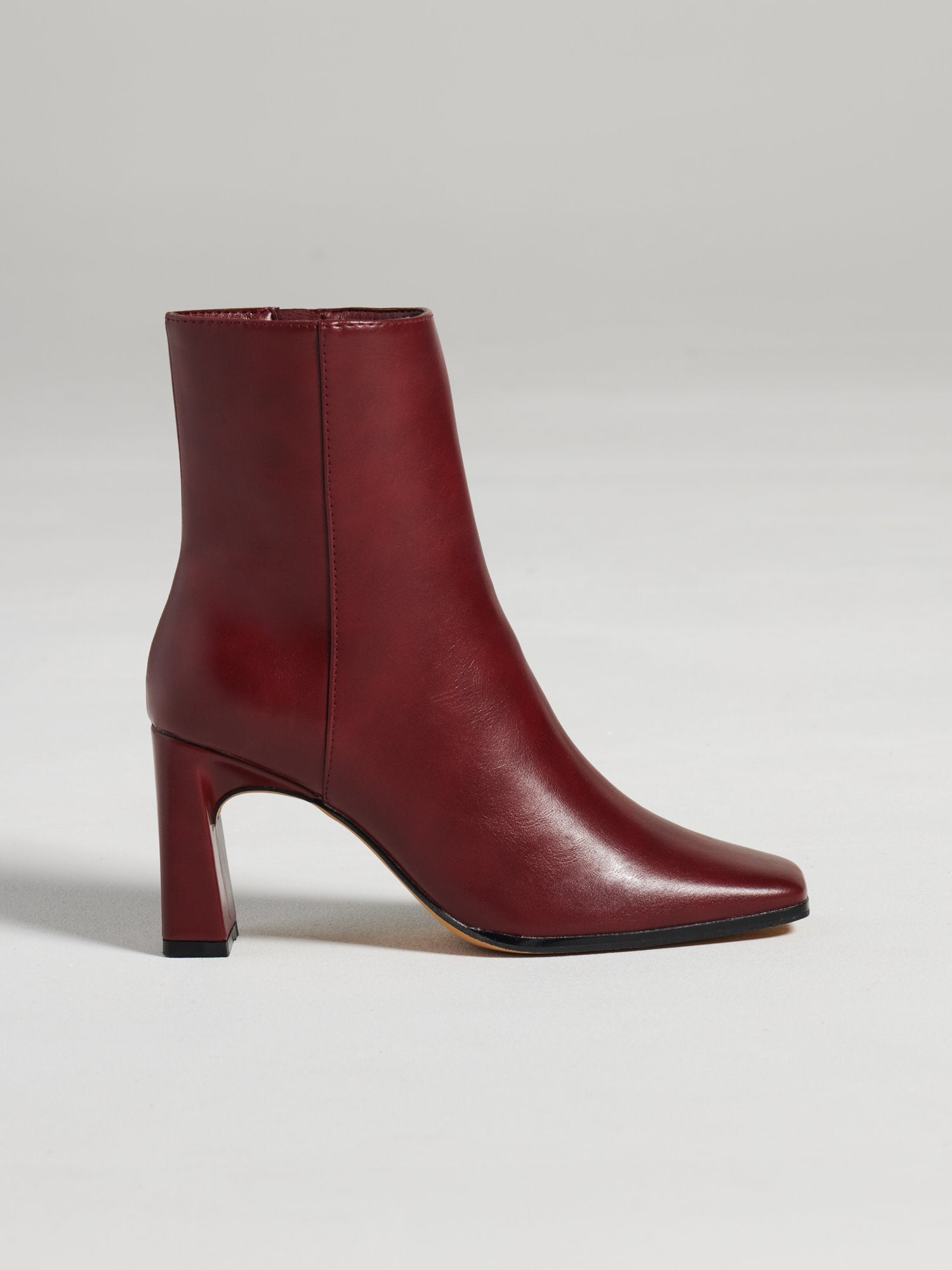 #color_TRUE BURGUNDY