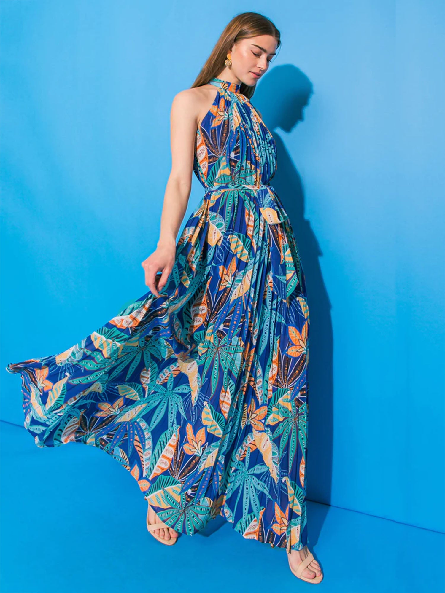 Halter Neck Pleated Maxi Dress