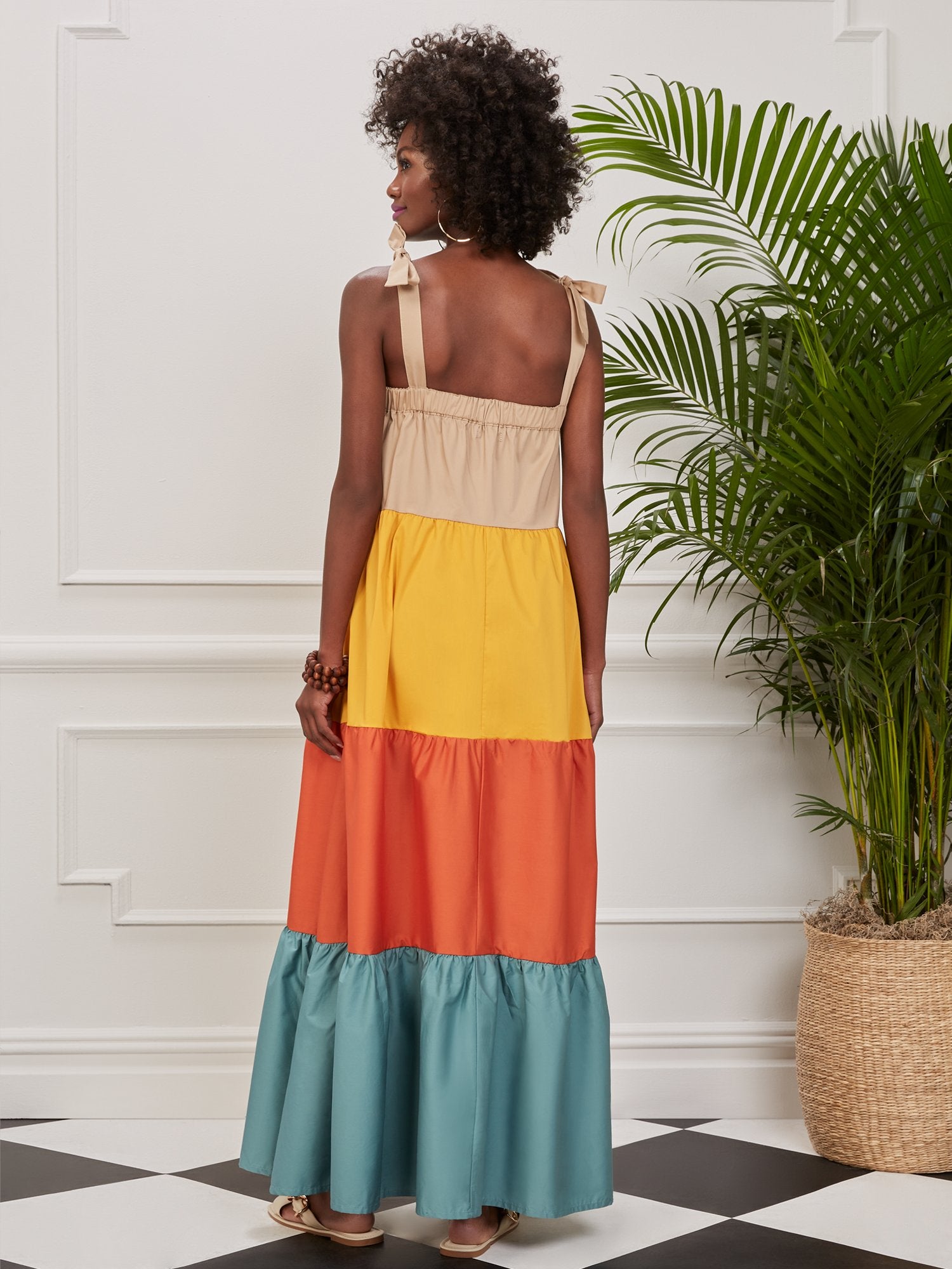 Colorblock Tiered Maxi Dress – New York & Company