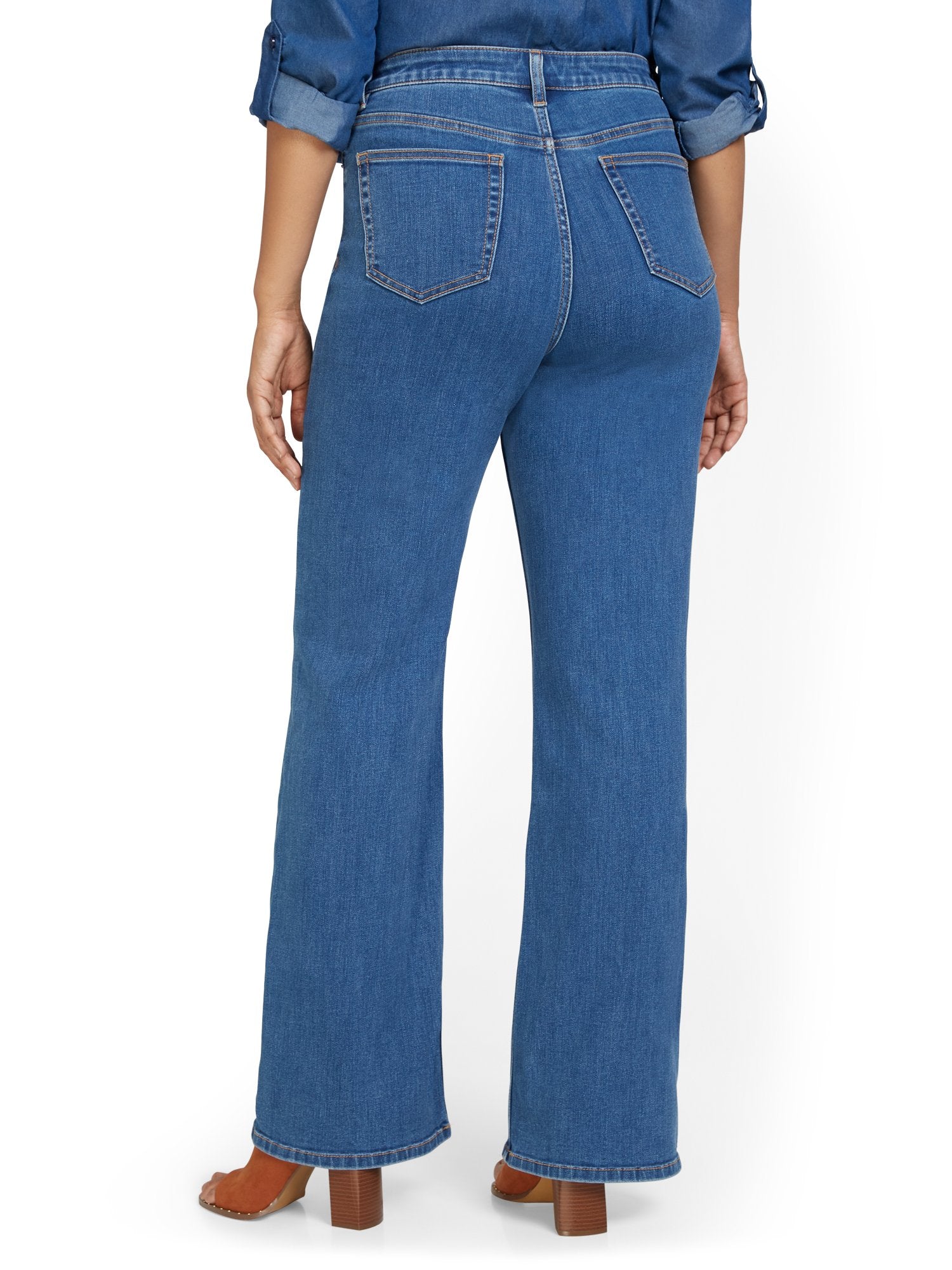 Ultra High-Waisted Wide-Leg Jeans – New York & Company