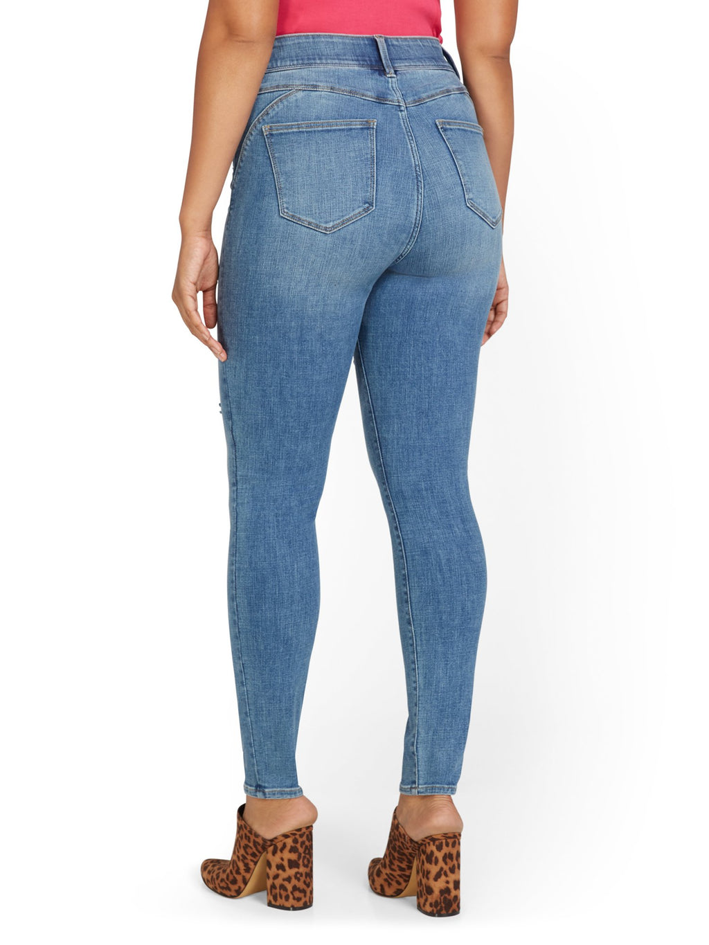 #color_MEDIUM BLUE WASH