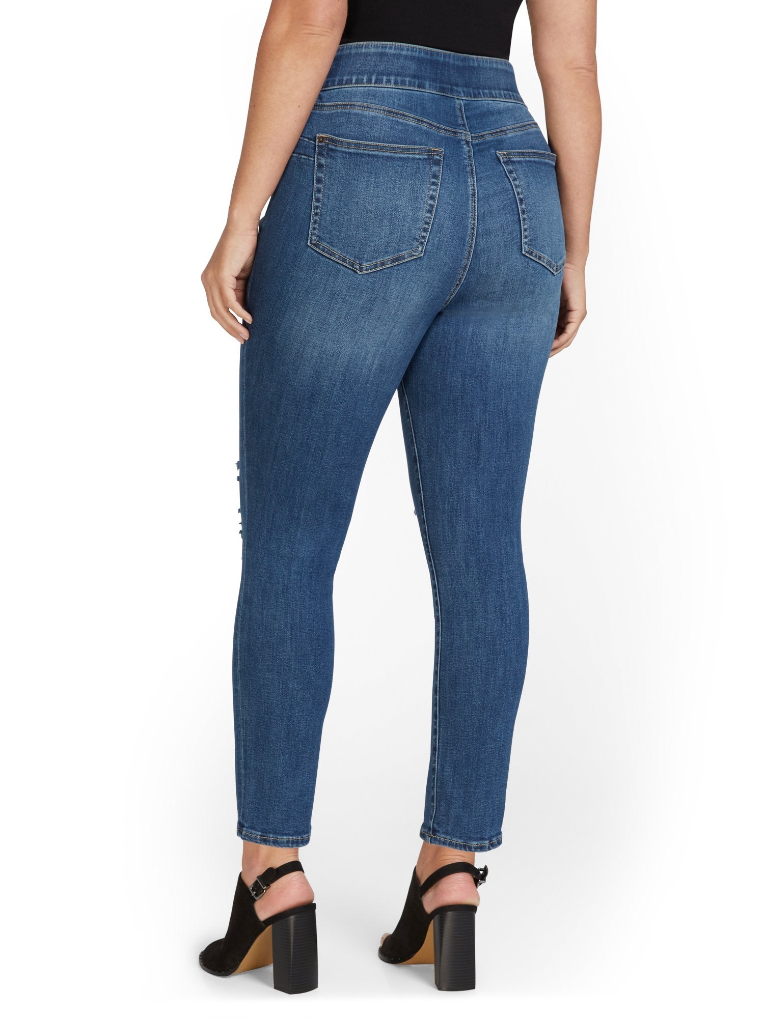 #color_MEDIUM BLUE WASH