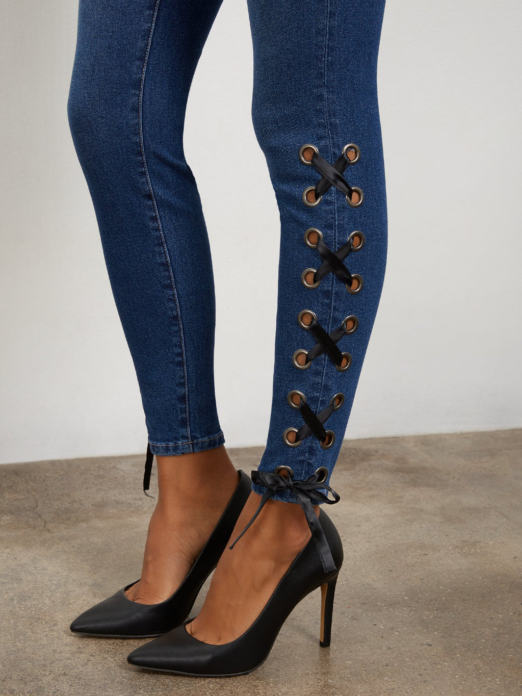 #color_MEDIUM BLUE WASH