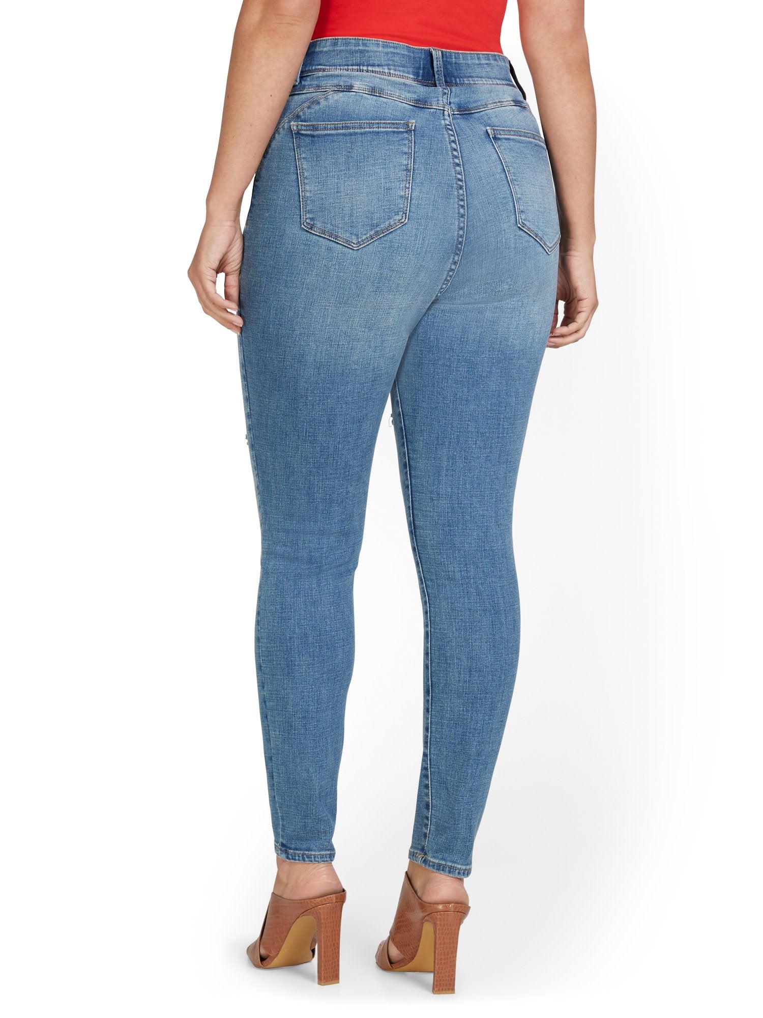 #color_MEDIUM BLUE WASH