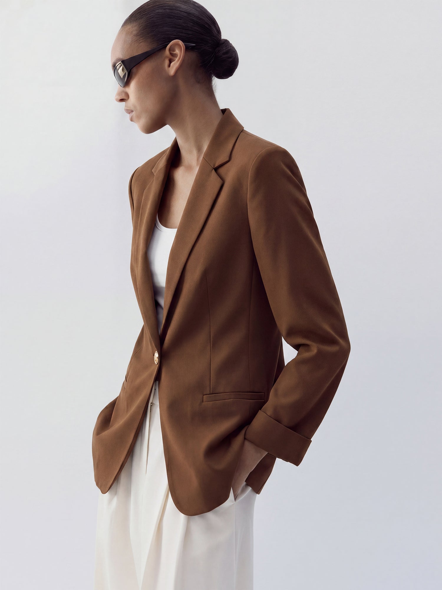 #color_BROWN