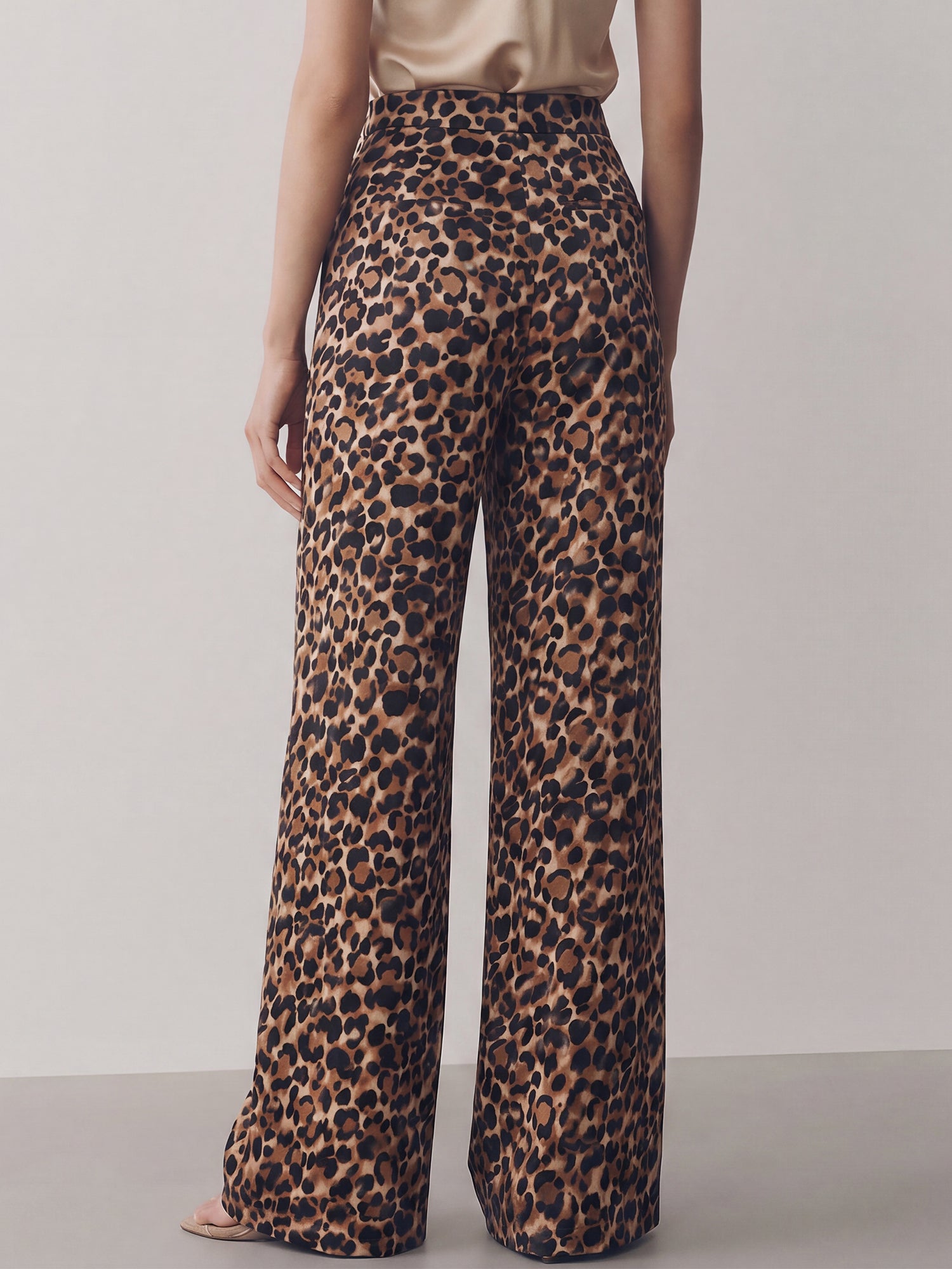 #color_NEUTRAL CHEETAH