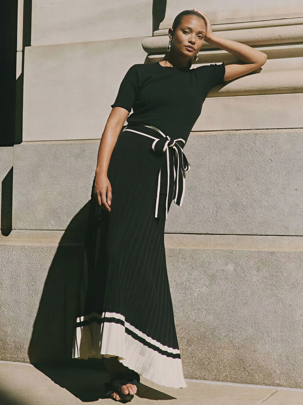 Pleated Contrast Trim Maxi Sweater Dress New York & Company Pleated Contrast Trim Maxi Sweater Dress New York & Company