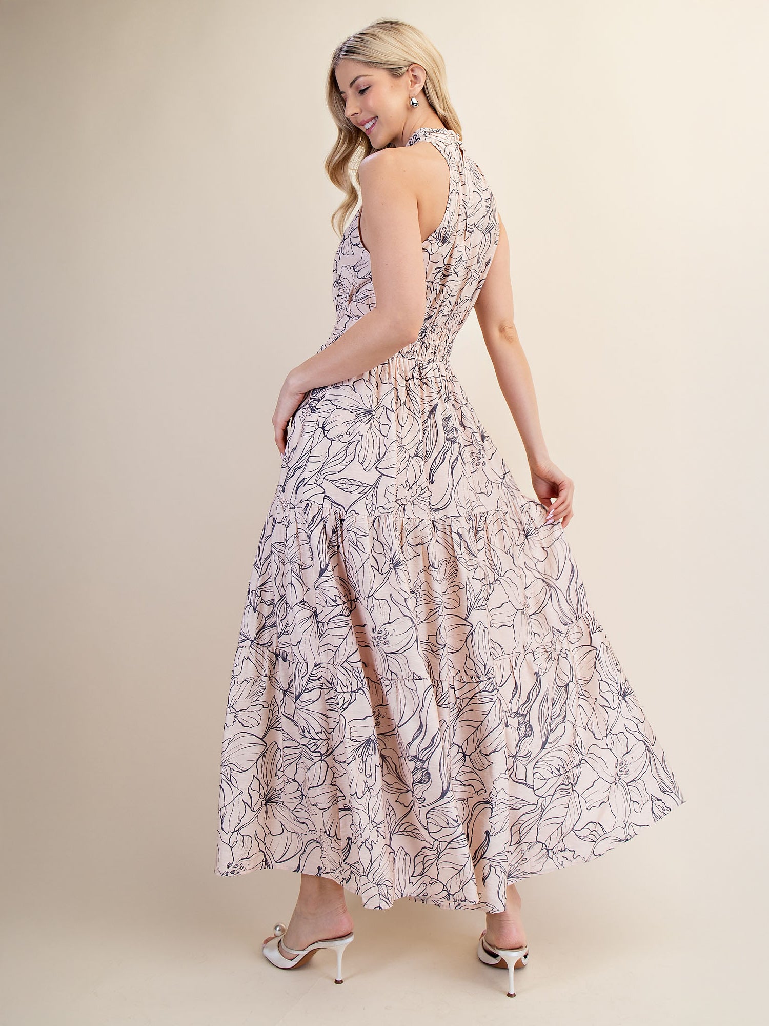 Halterneck Abstract Floral Tiered Fit & Flare Maxi Dress – New