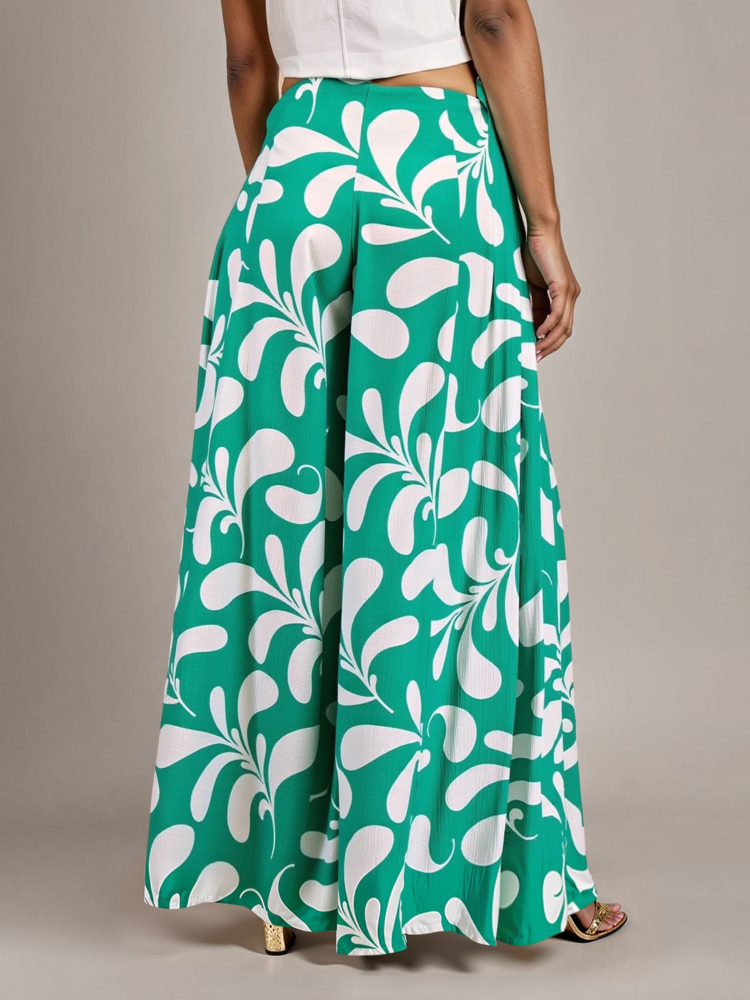 Leaf Print Palazzo Wide Leg Pants – New York & Company