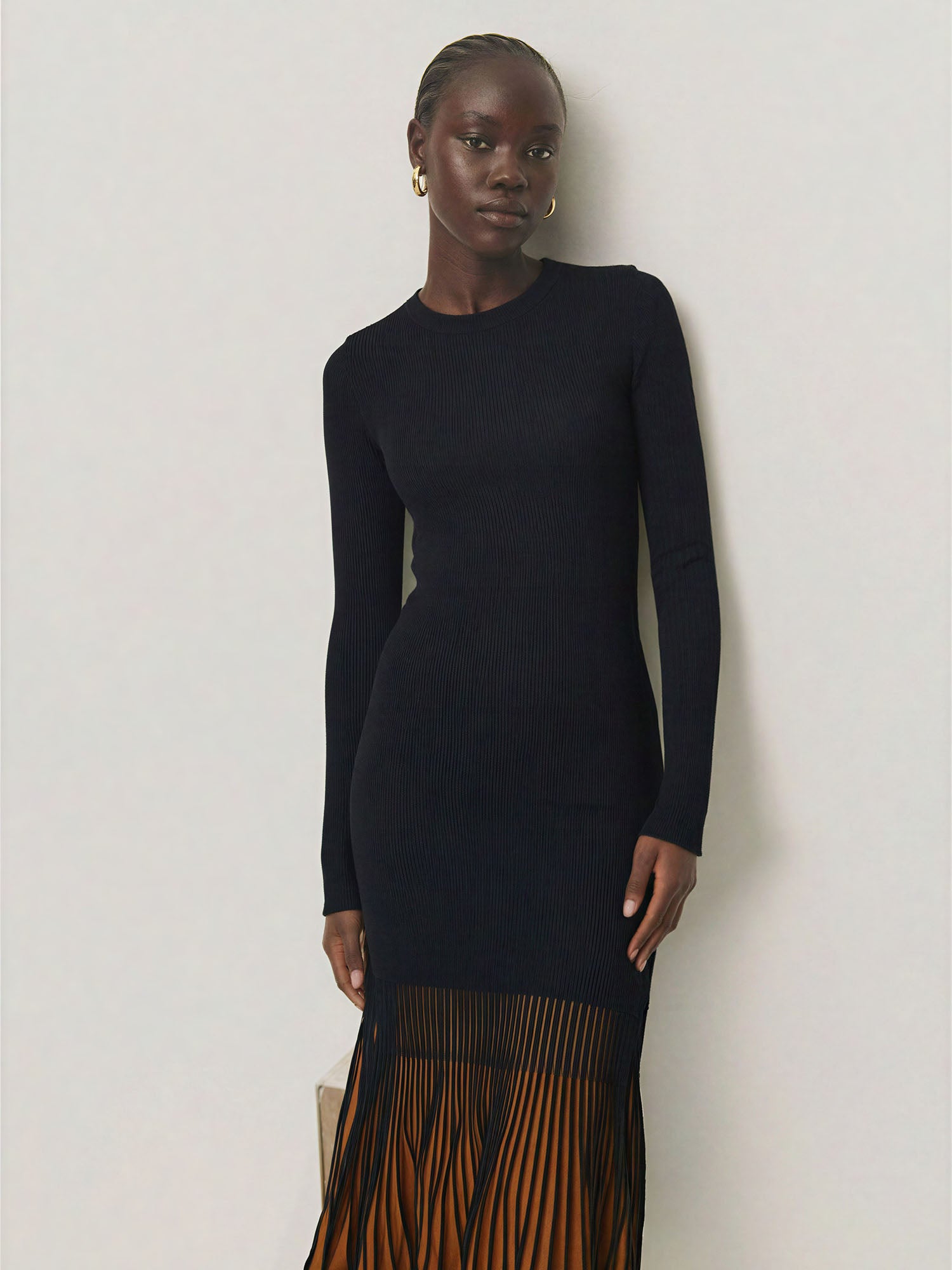 Long Sleeve Ruffle Bottom Knit Maxi Dress – New York & Company