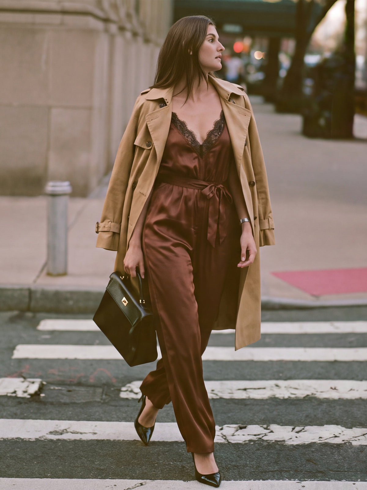 #color_BROWN