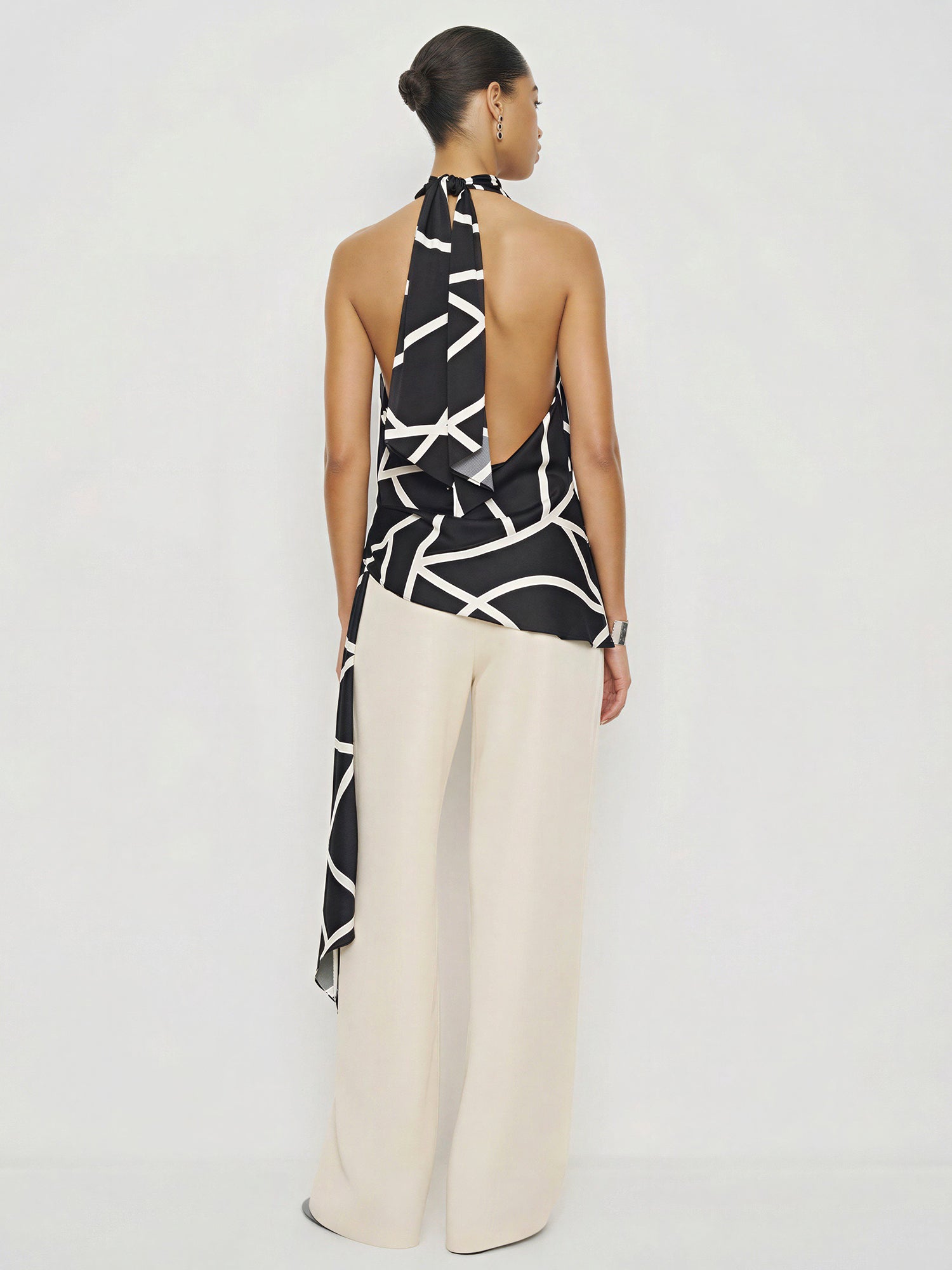 Halter Neck Cowl Abstract Print Top – New York & Company