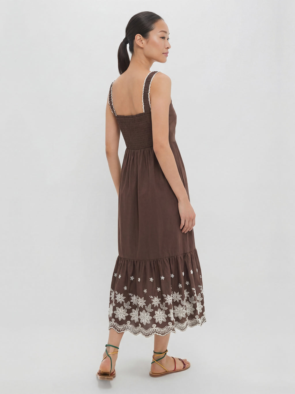 #color_BROWN
