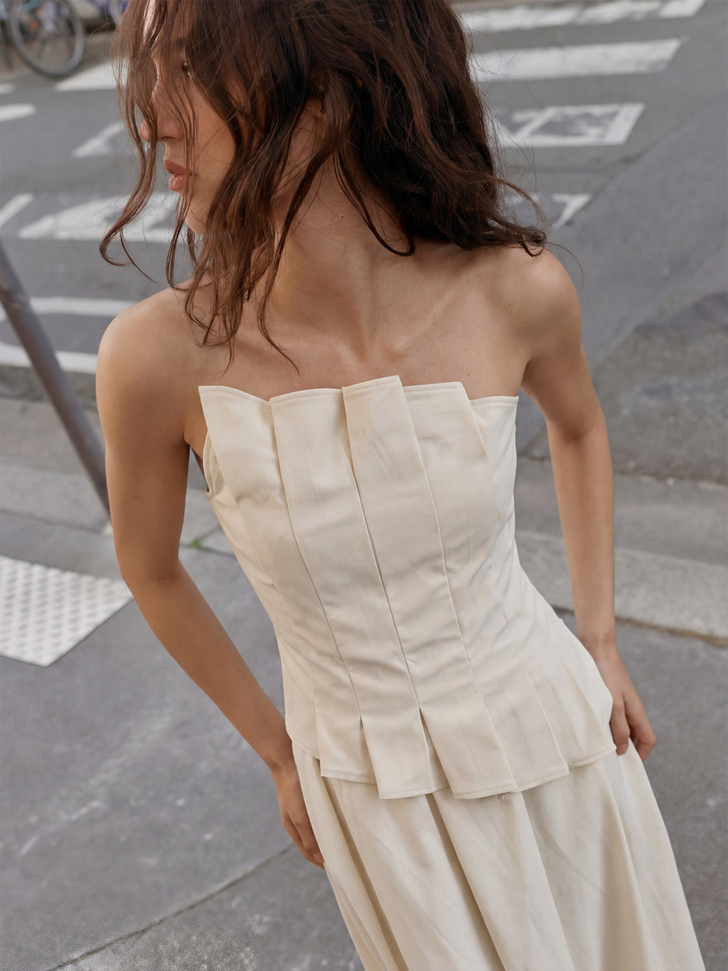 #color_IVORY