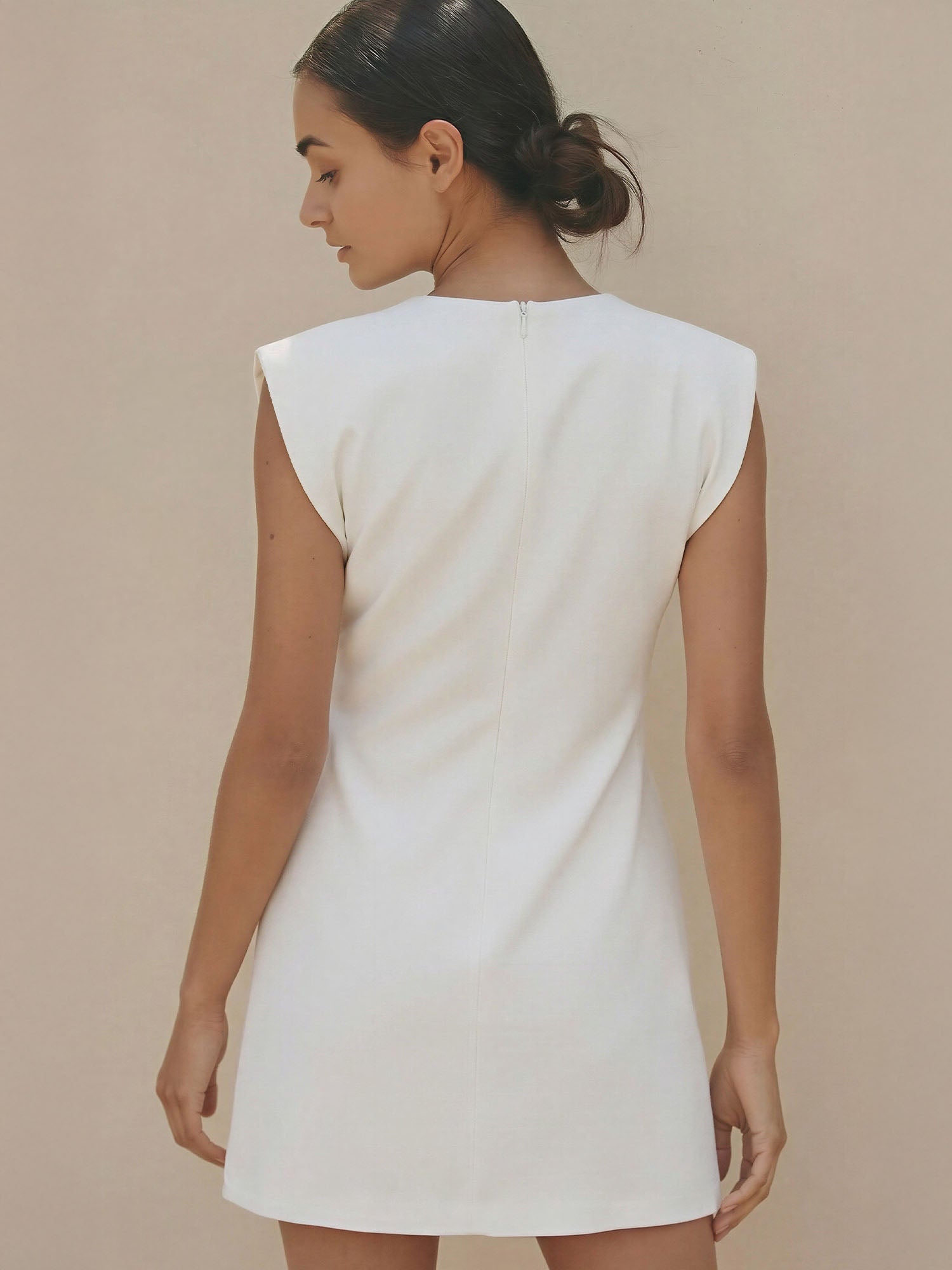 Cinched Pleated Waist Detail A-Line Mini Dress - LARGE / White