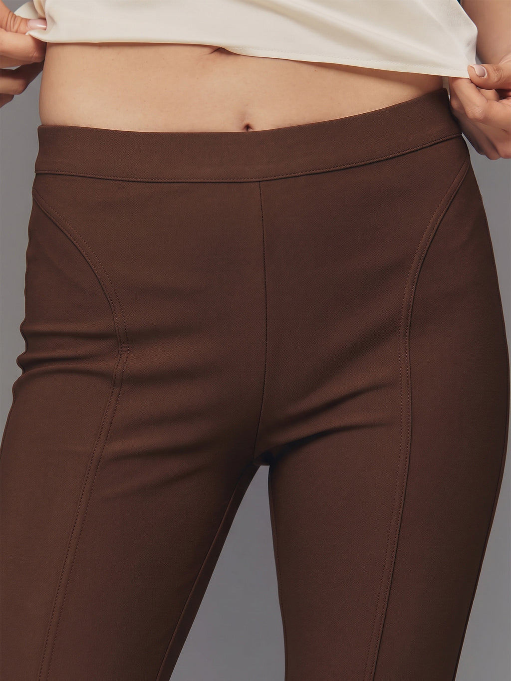 #color_BROWN