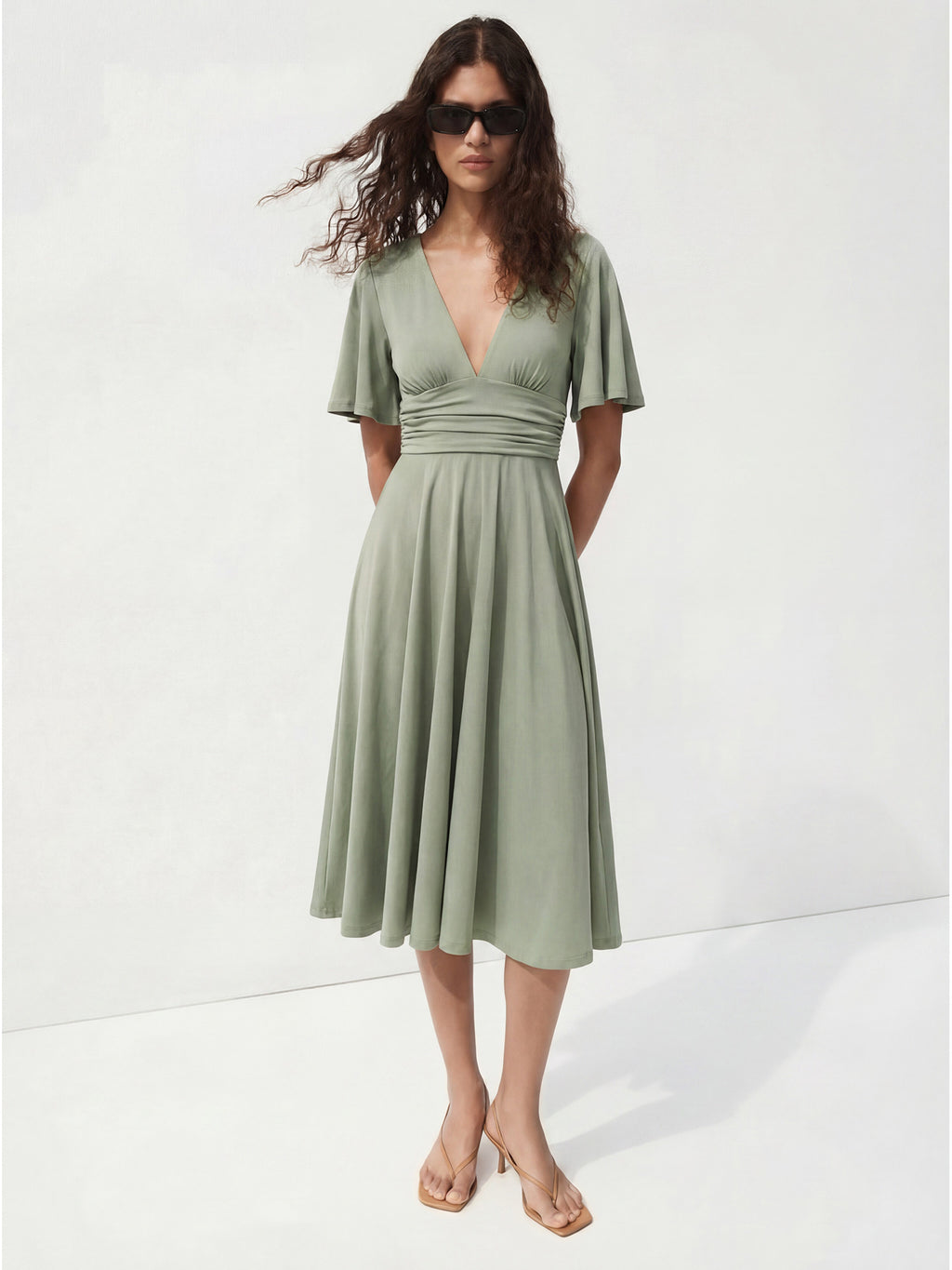 V-Neck Venetian Midi Dress - SMALL / BLUE - LIGHT BLUE V-Neck Venetian Midi Dress - SMALL / BLUE - LIGHT BLUE