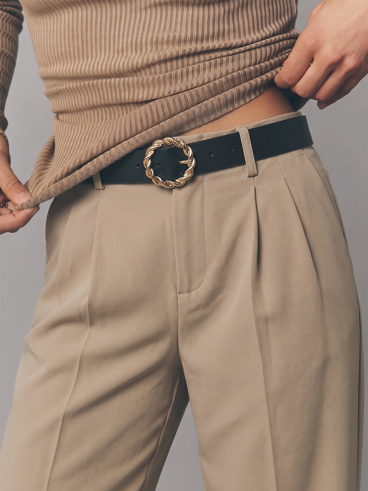 #color_KHAKI