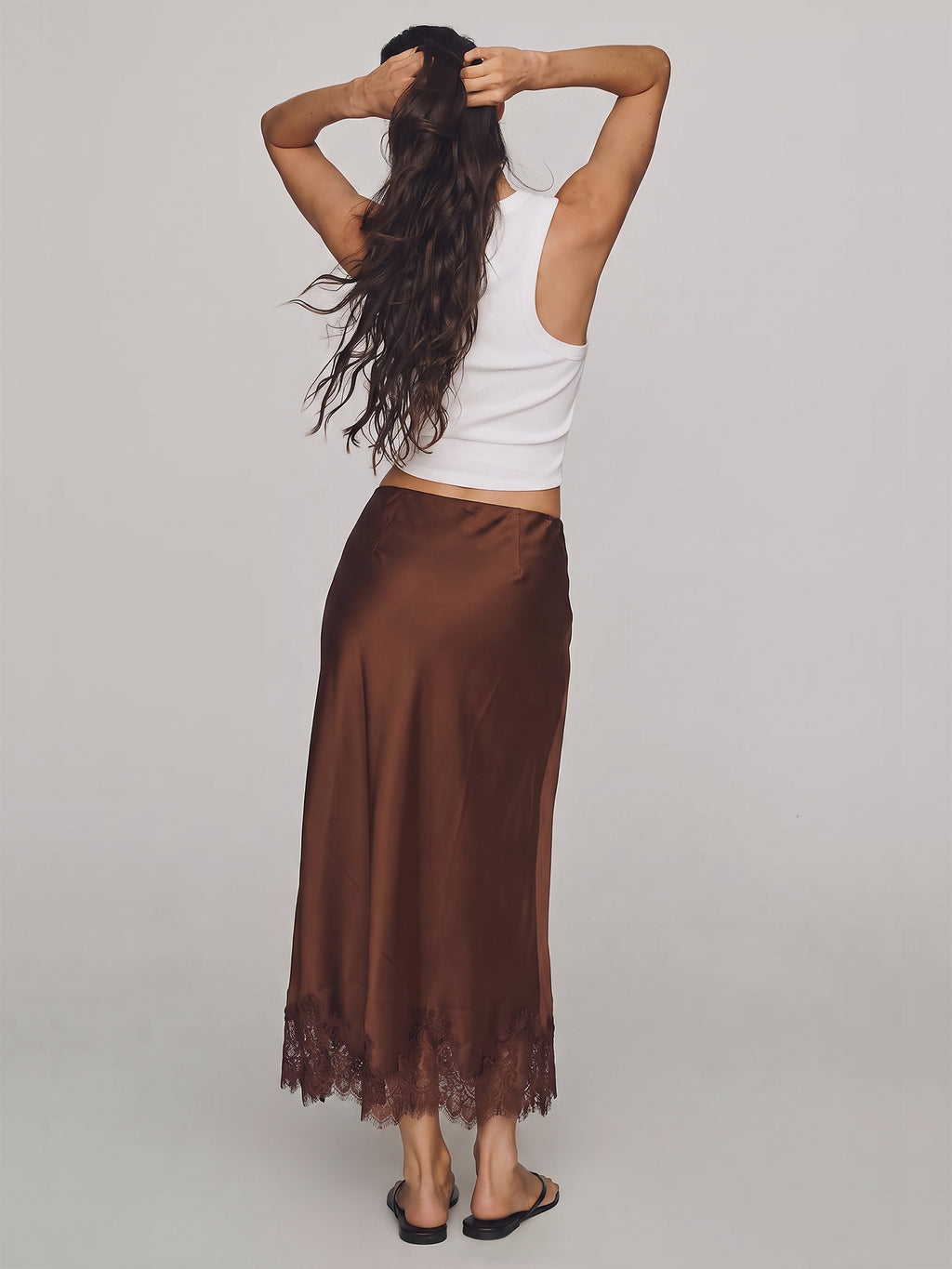 #color_BROWN
