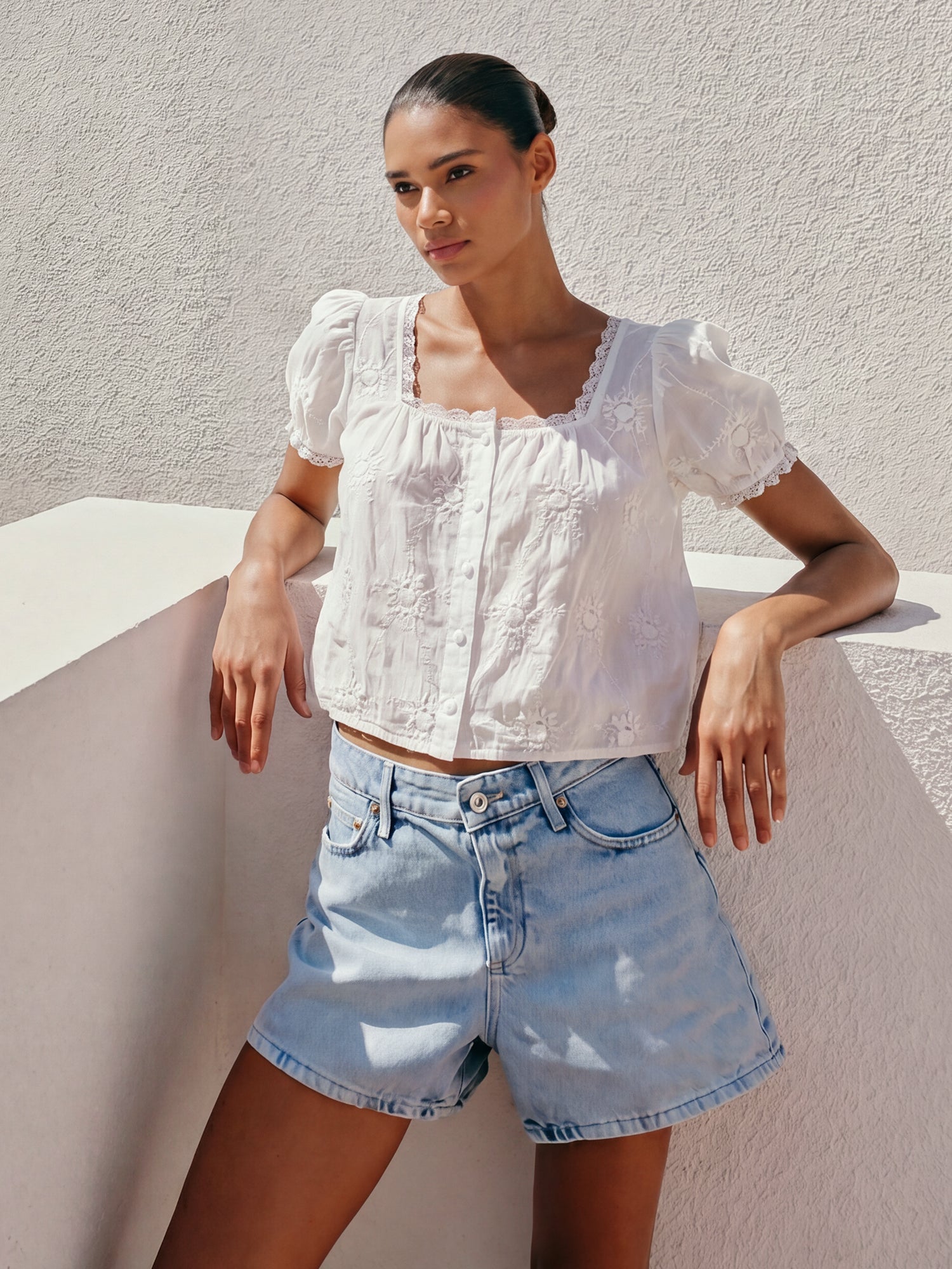 Short Sleeves Peasant Square Neck Button Blouse – New York & Company