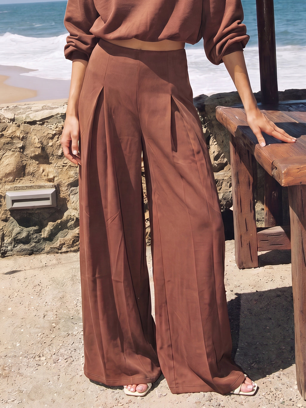 #color_BROWN