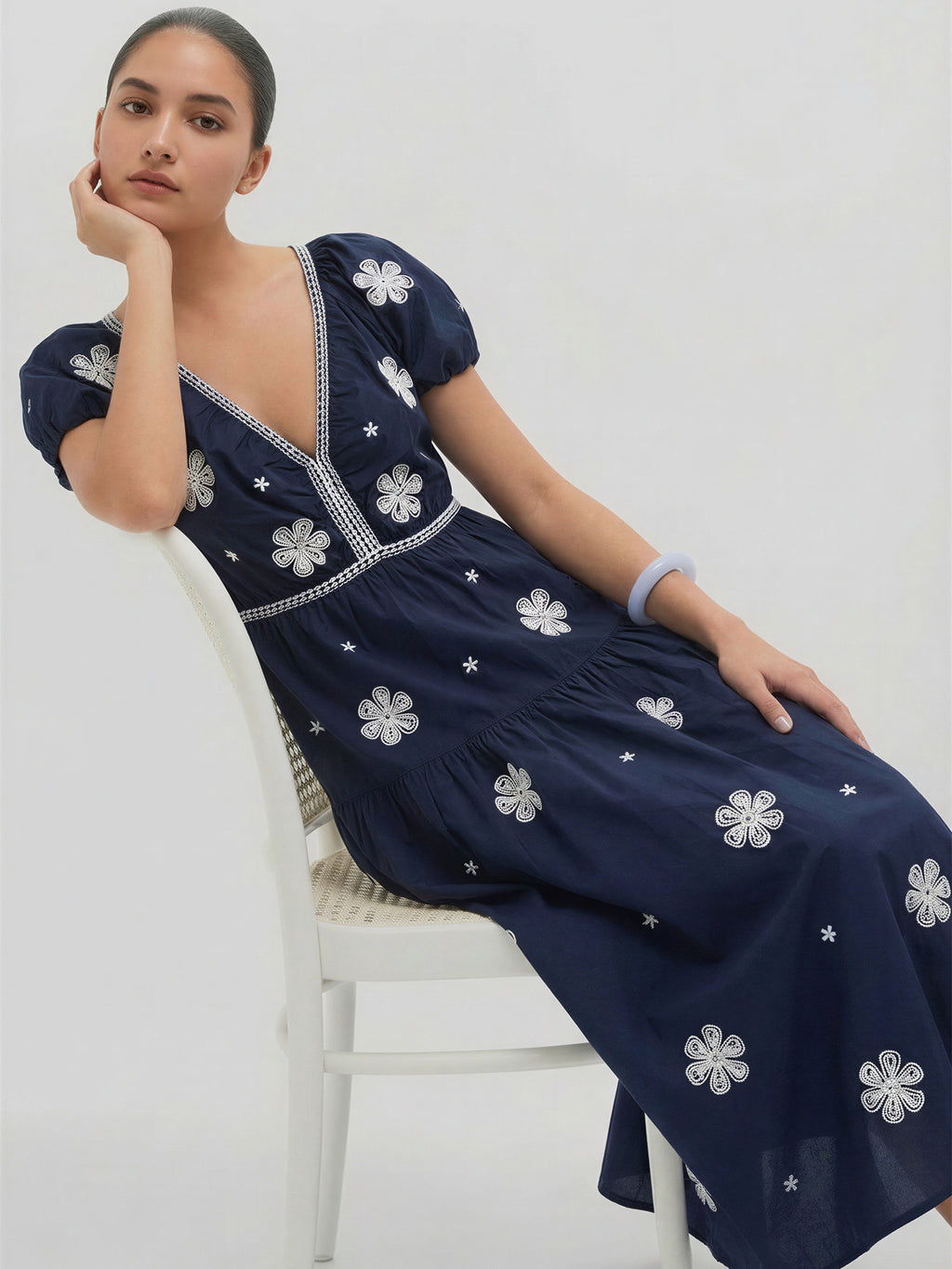 #color_NAVY