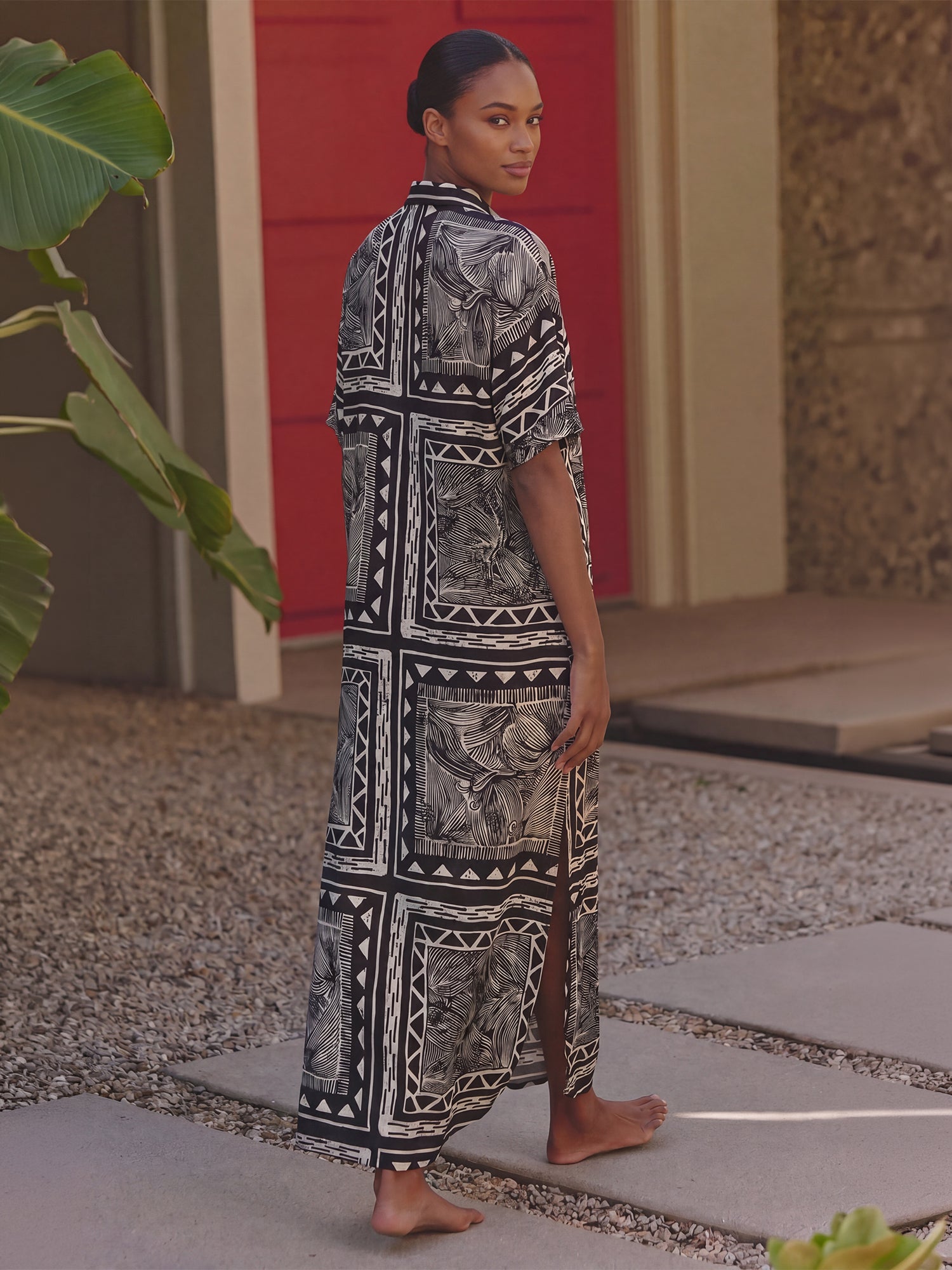 Tribal Print Woven Shirt Dress - SMALL / Black