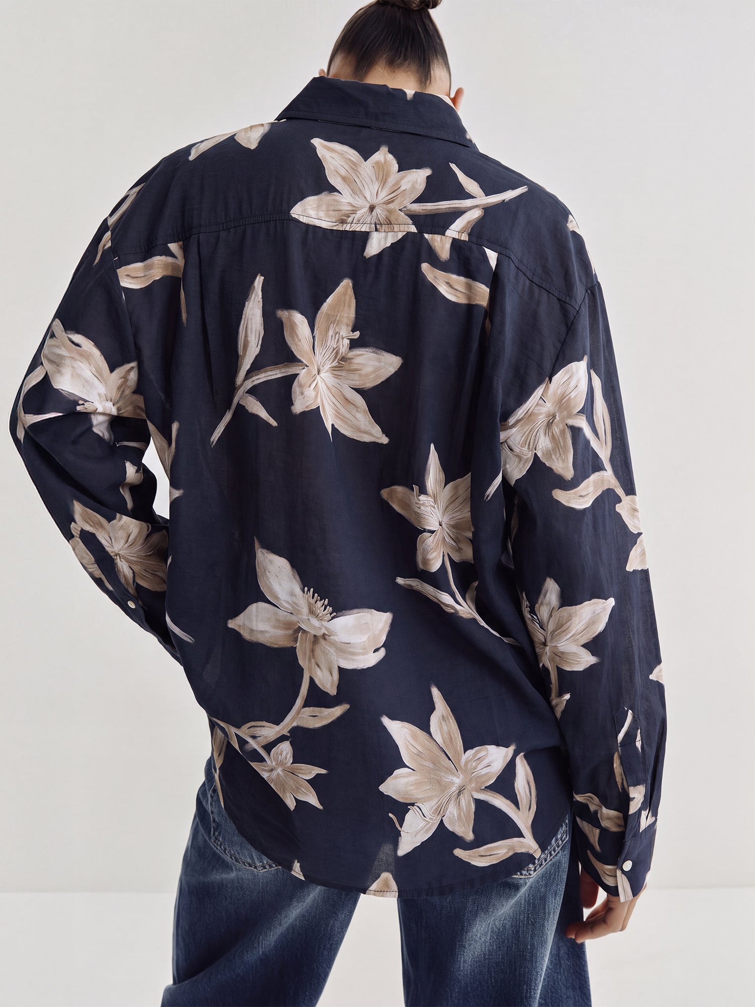 #color_NAVY