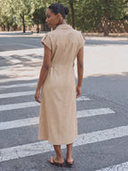 #color_KHAKI