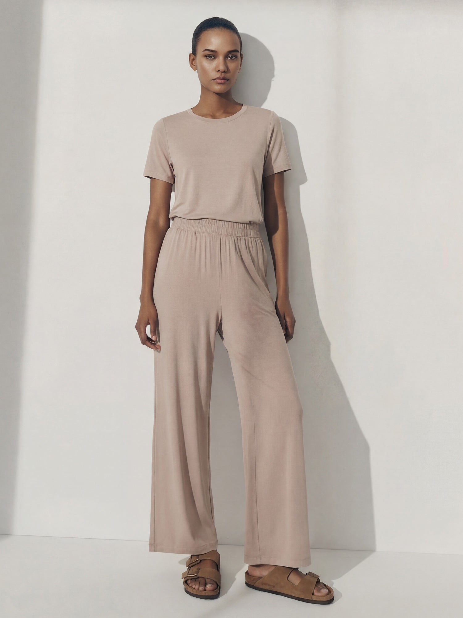 #color_TAUPE