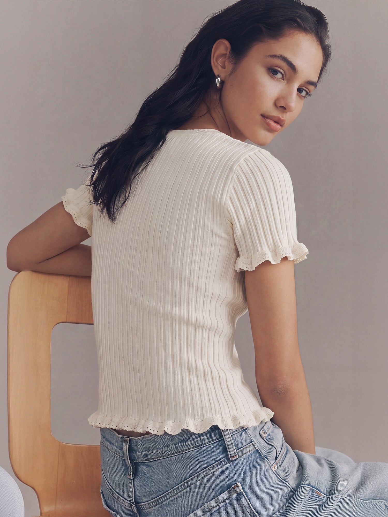 Shortsleeves Rib Knit Ruffle Trim Top – New York & Company
