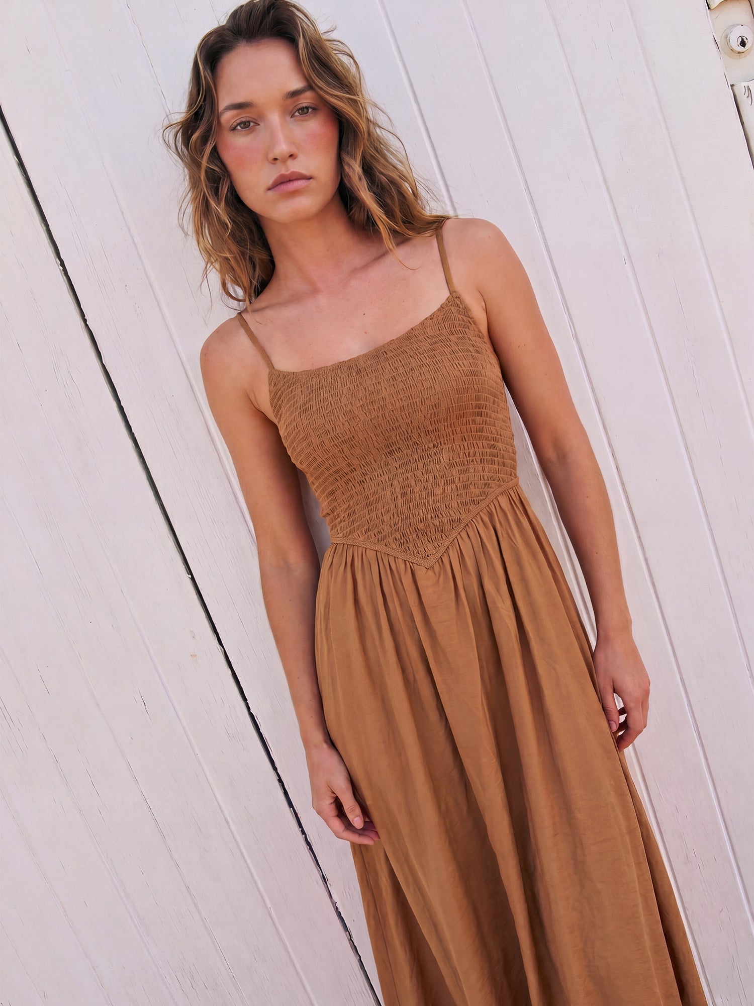 #color_BROWN