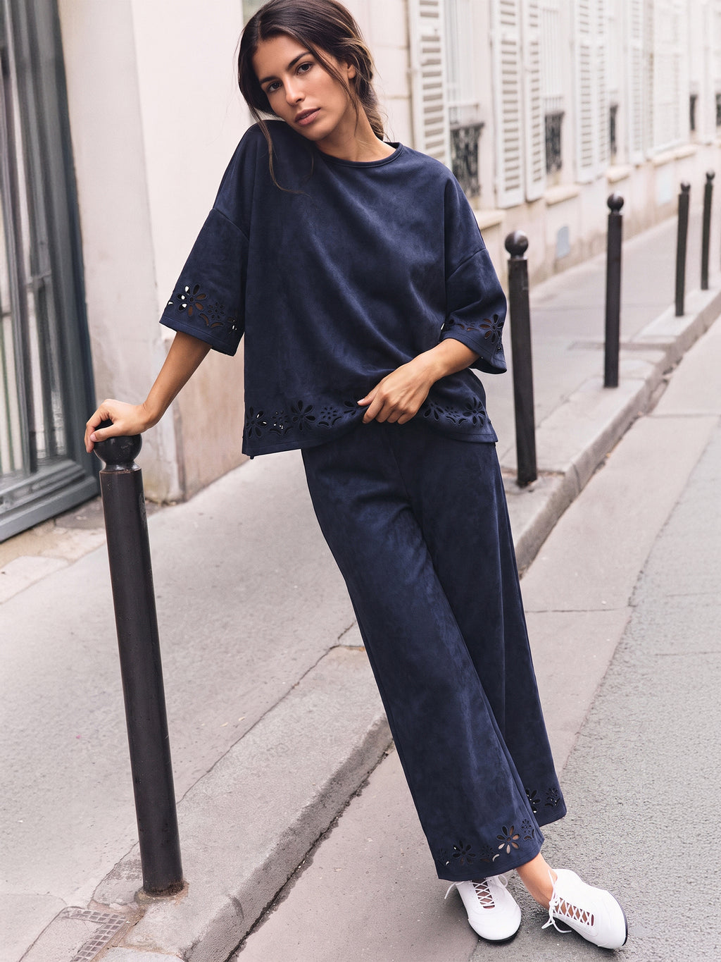 #color_NAVY