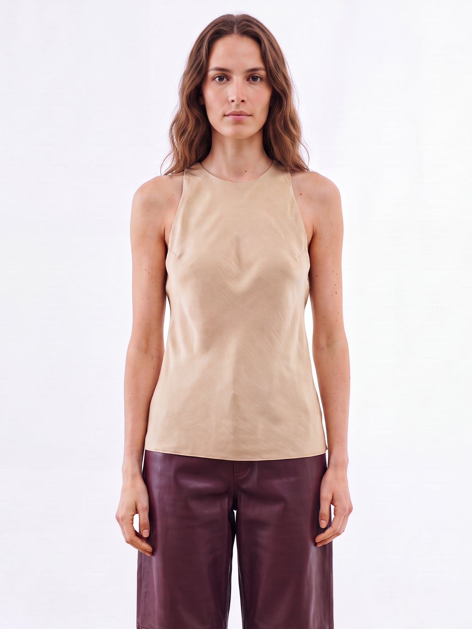 #color_TAUPE