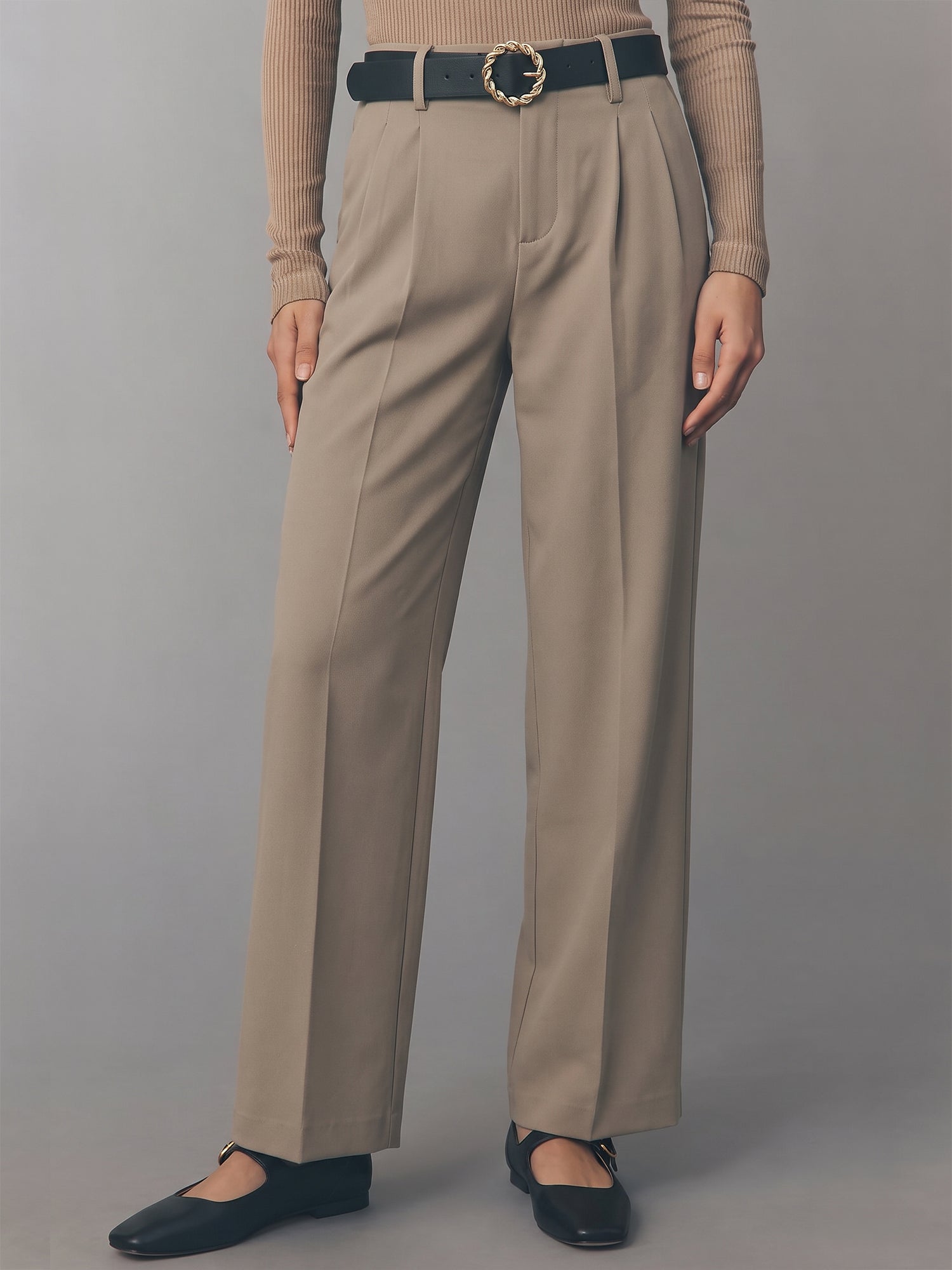 #color_KHAKI