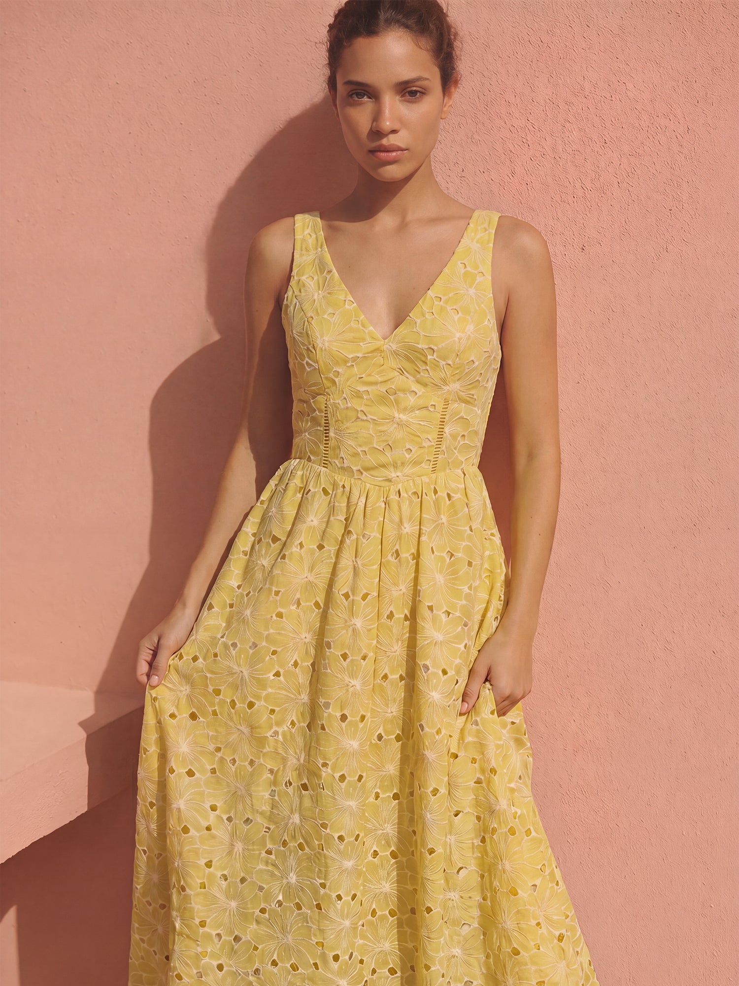 #color_YELLOW