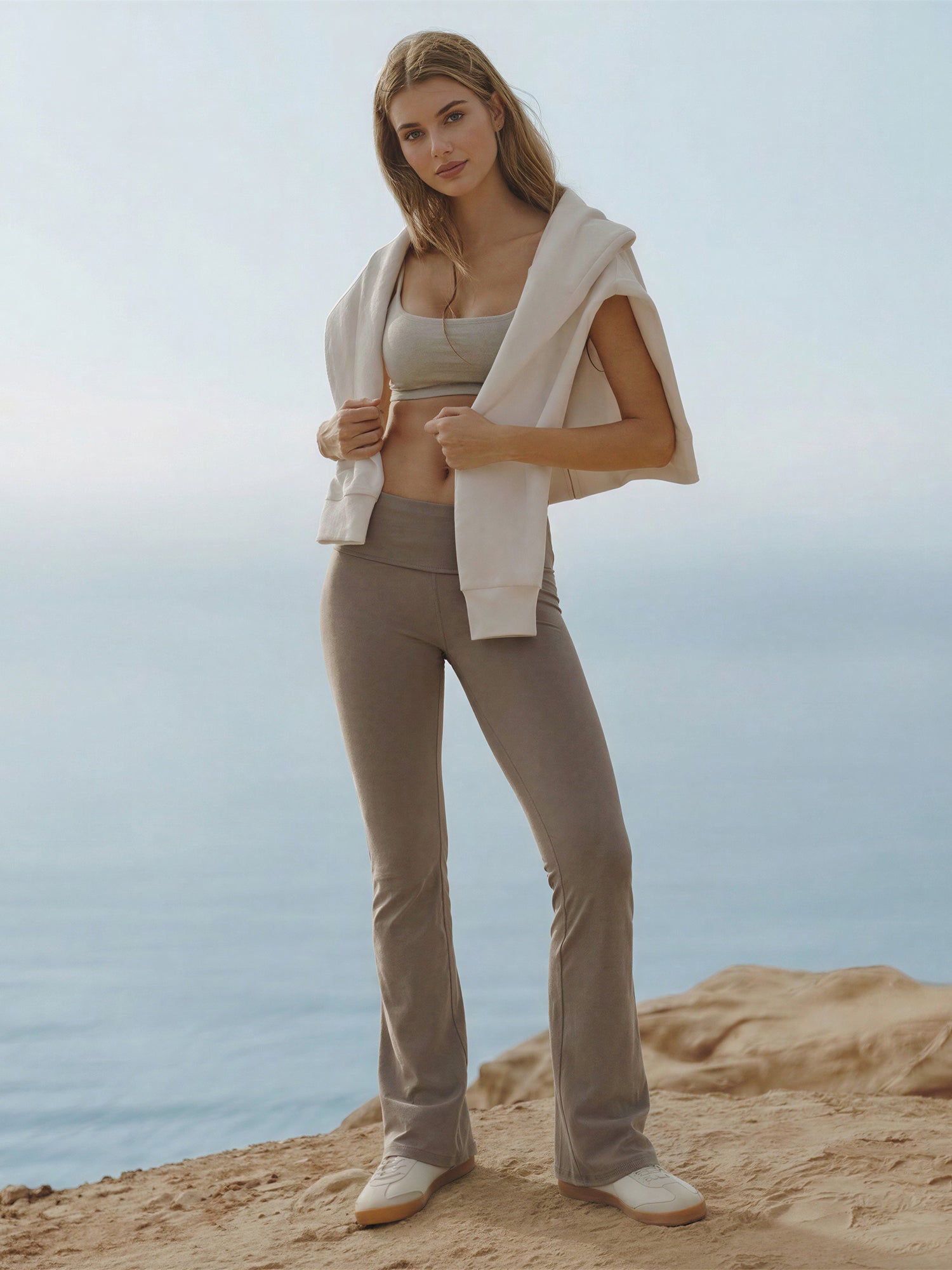 #color_TAUPE